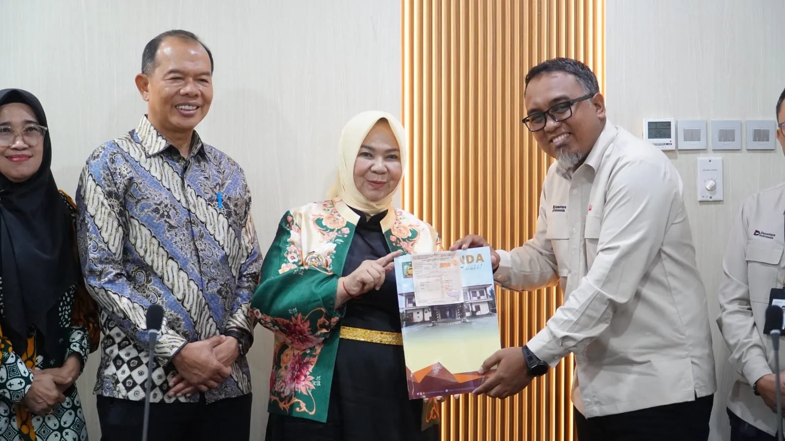 Plt Bupati Langkat Apresiasi Hutama Karya Bayar PBB-P2 Rp15,91 Miliar