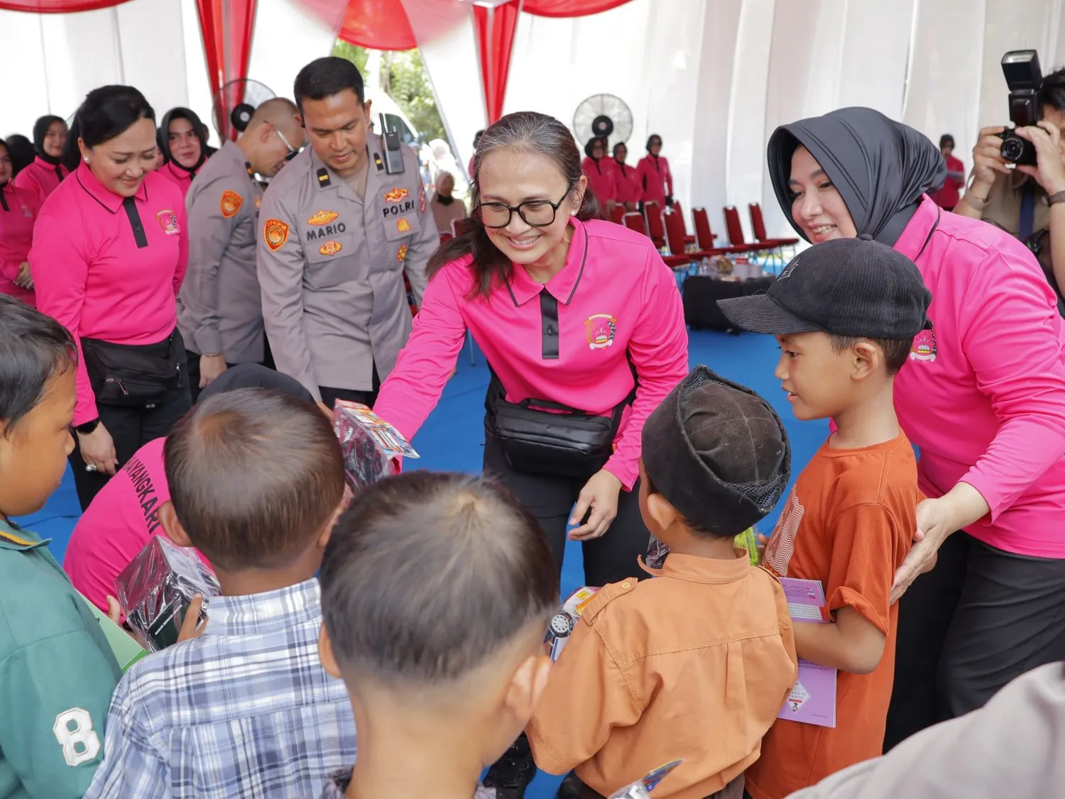 Kids Corner Bhayangkari Peduli Hibur Anak-anak di Aceh Tamiang