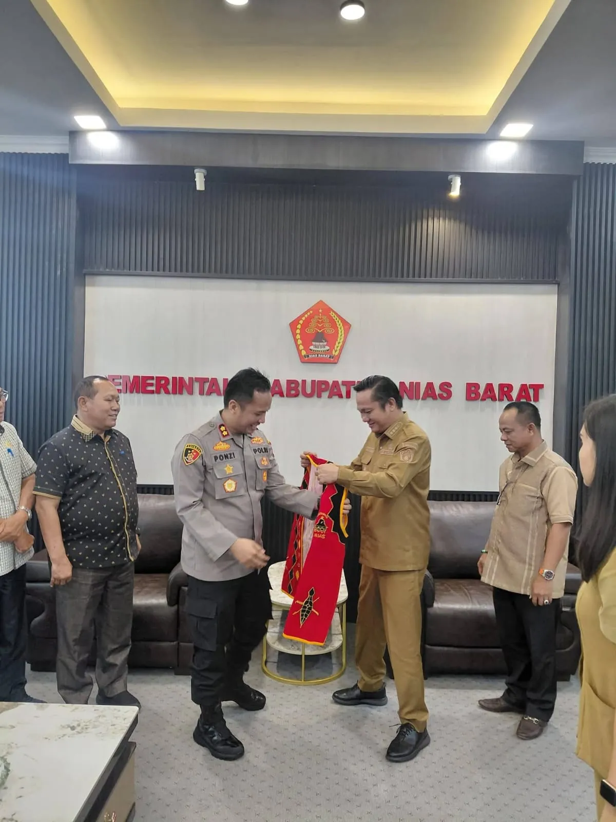 Kapolres Nias Silaturahmi, Bupati Nias Barat Bicara Keamanan dan Pelayanan