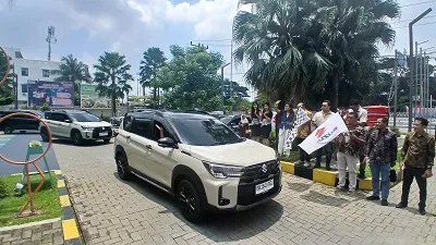 Suzuki Serahkan Perdana XL7 Terbaru kepada Konsumen di Medan