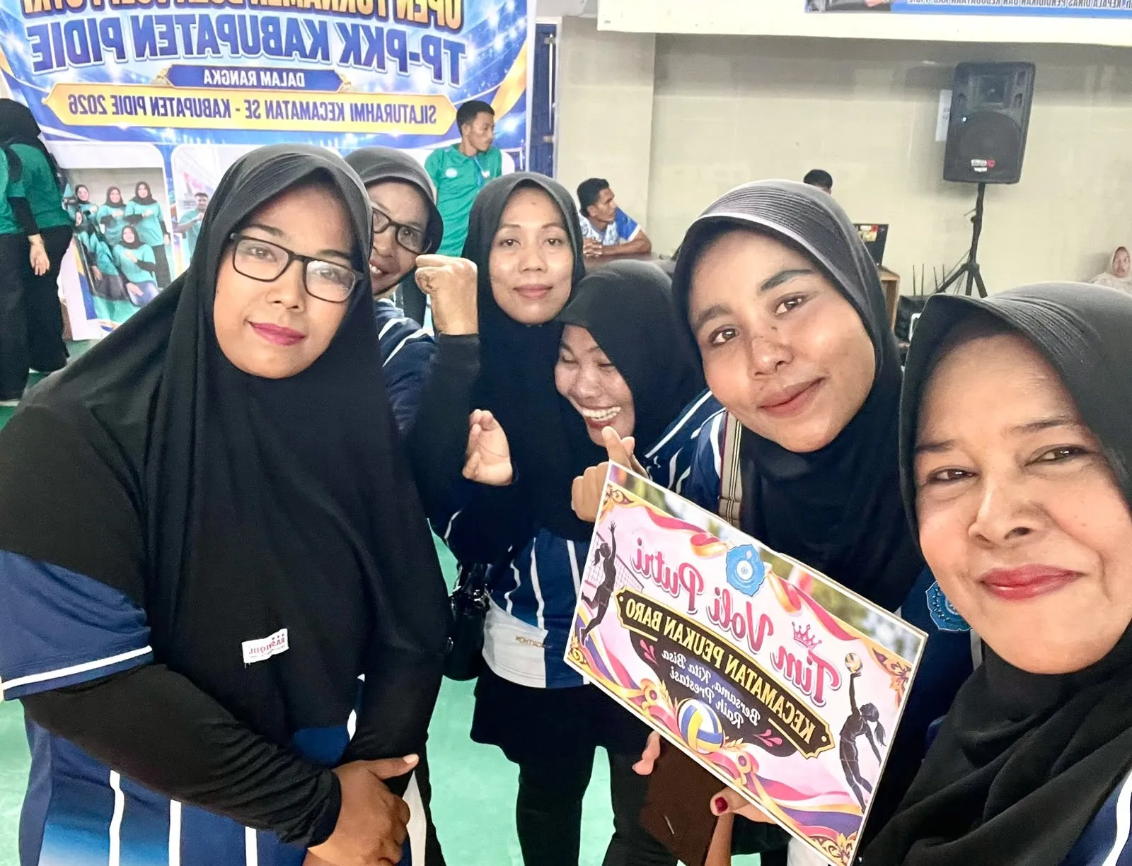 Tim Voli Putri Peukan Baro Taklukkan Kecamatan Mila