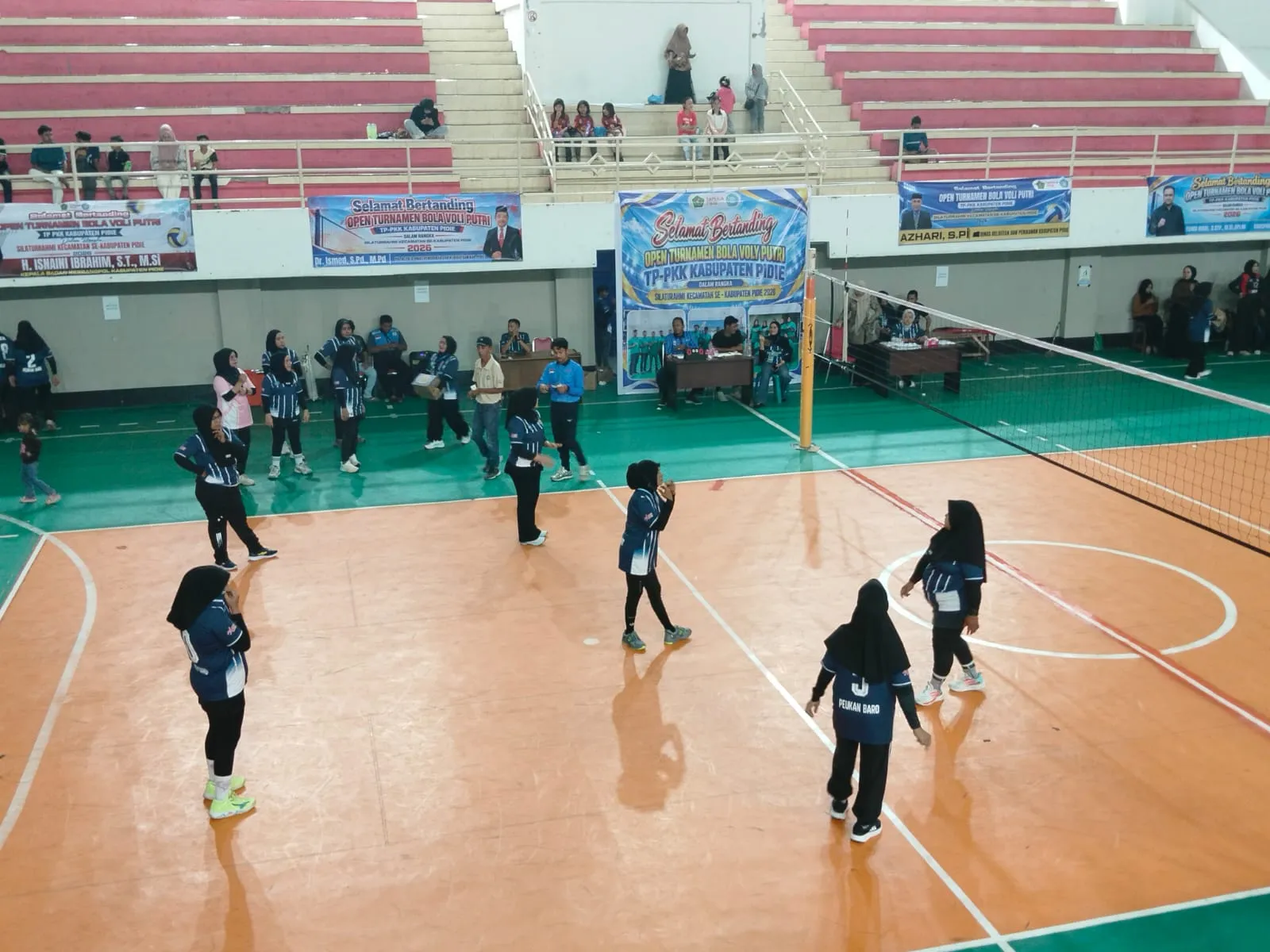 Tim Voli Putri Peukan Baro Taklukkan Kecamatan Mila