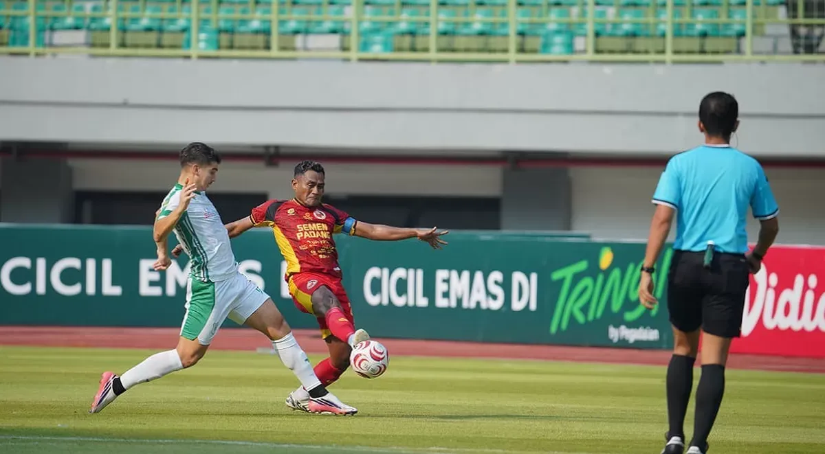 Semen Padang Gagalkan Kemenangan PSMS Medan