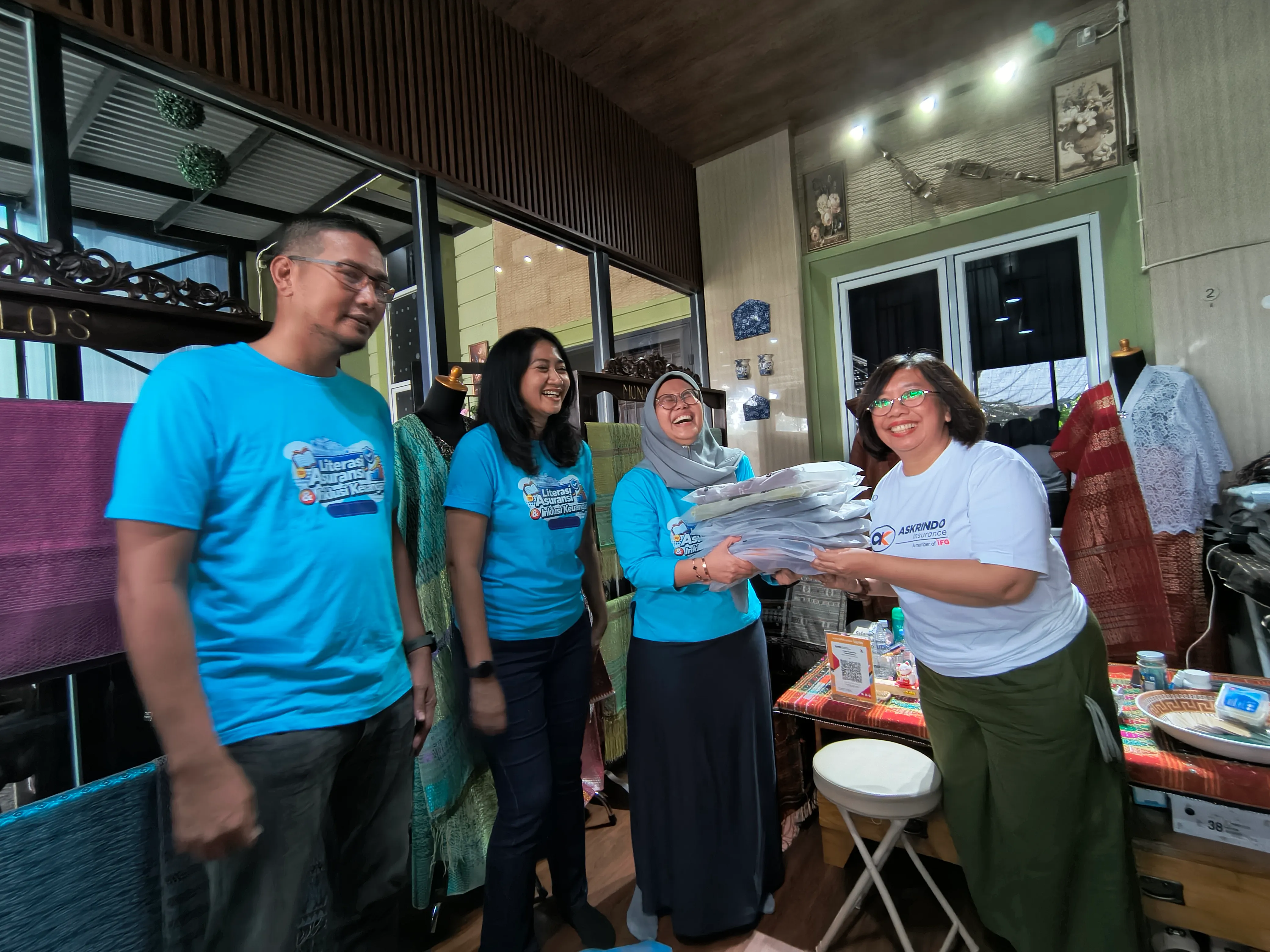 Bersama Askrindo, Coffest Roastery dan Mona Hita Ulos, Siap Bersaing dengan Produk Terbaik