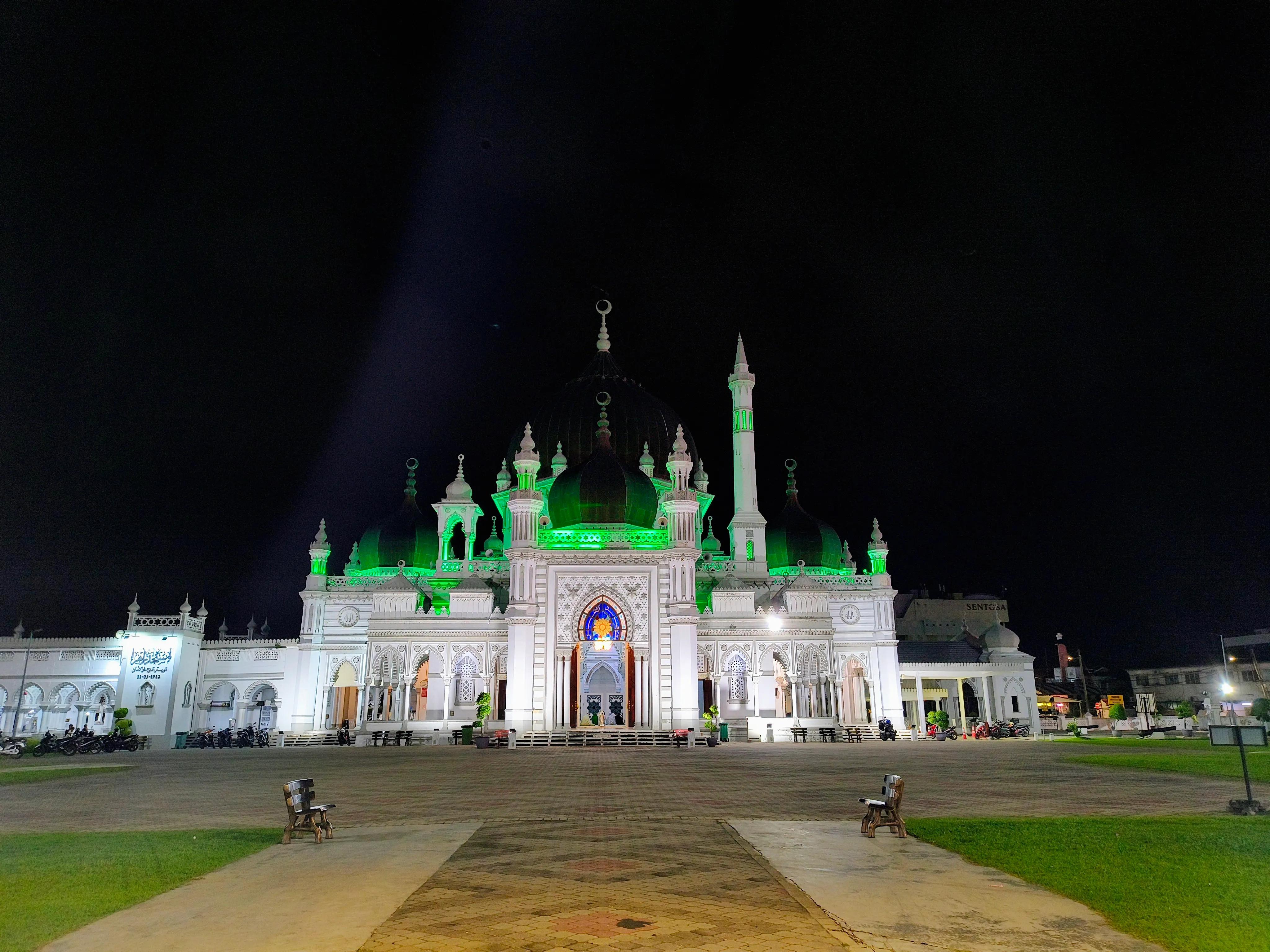 Masjid Zahir di Alor Setar, Kedah Terinspirasi dari Masjid Azizi di Tanjung Pura, Langkat