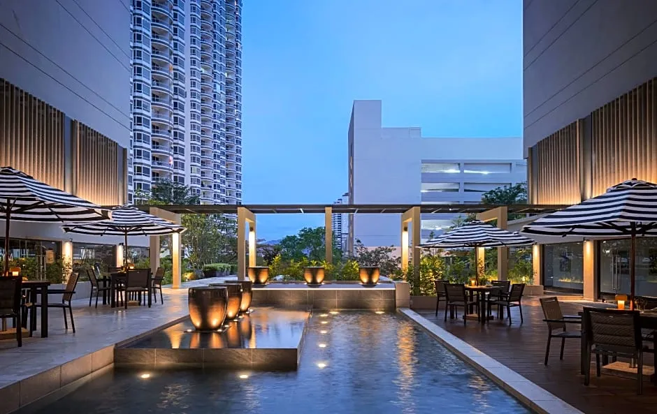 G Hotel Gurney Penang: Oase Mewah di Jantung Perkotaan dan Pesisir Pantai