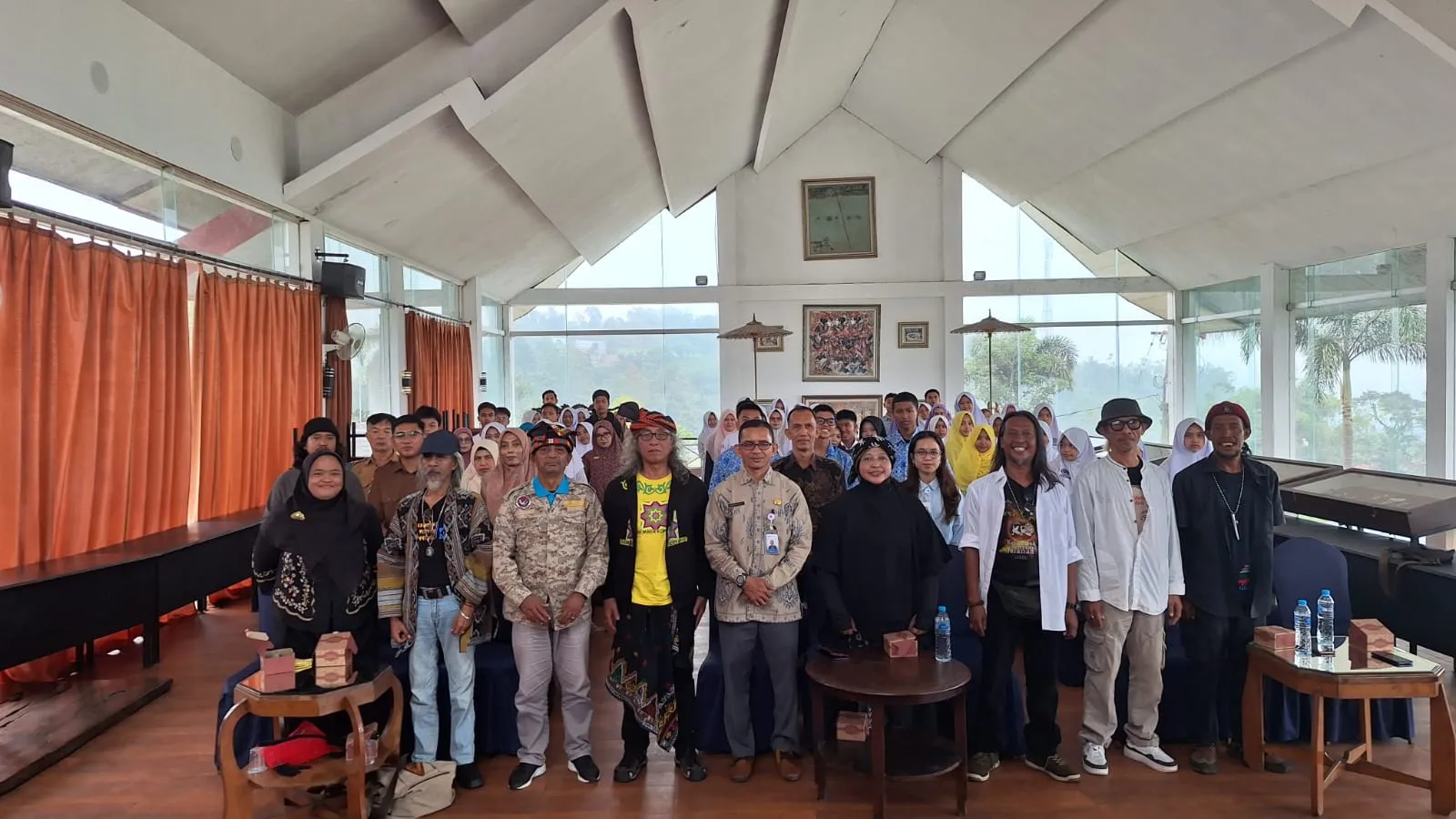 Sanggar Matahari Gelar Workshop Apresiasi Sastra Rumah Puisi Taufiq Ismail