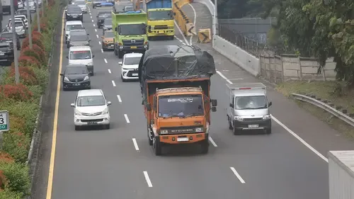 607 Ribu Truk Angkutan Barang Langgar Aturan, Pelanggaran Dokumen Terbanyak