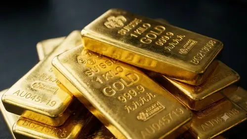 Hong Kong Dibanjiri Emas Rusia, Sanksi Barat Geser Jalur Perdagangan ke Asia