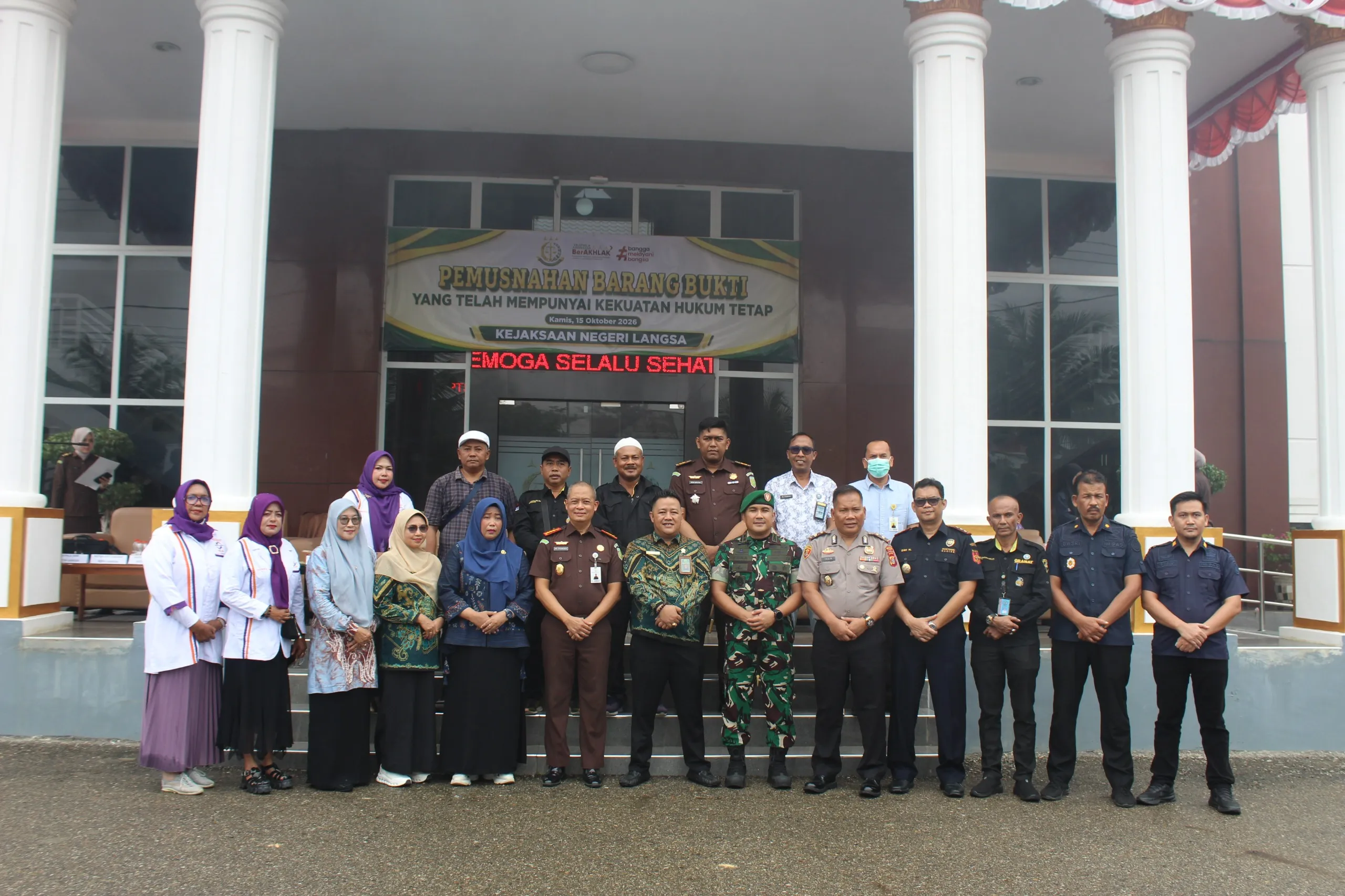 Kejari Langsa Musnahkan 356,79 Gram Narkotika dan Puluhan Barang Bukti