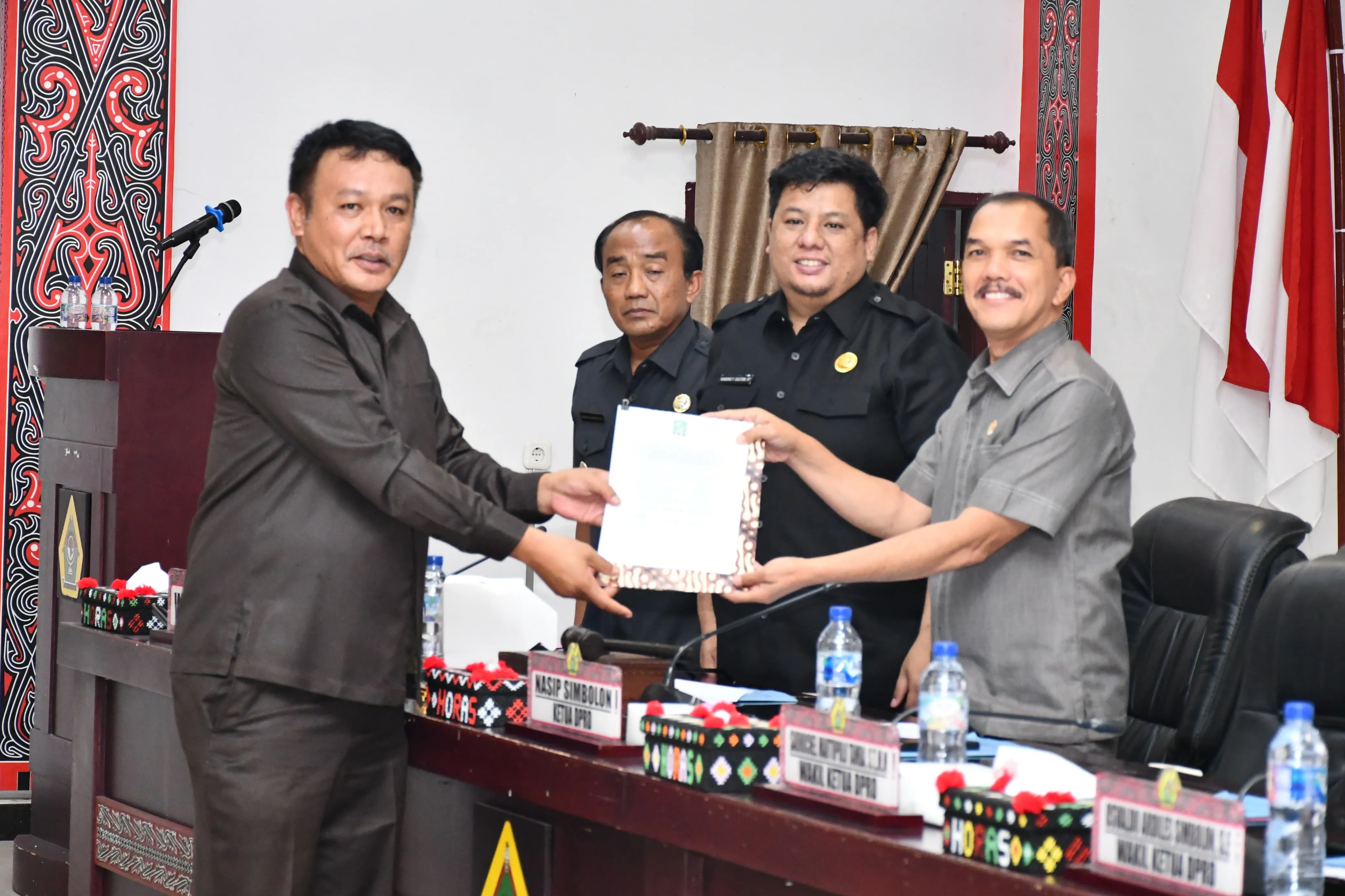 DPRD dan Bupati Samosir Tetapkan P-APBD 2026