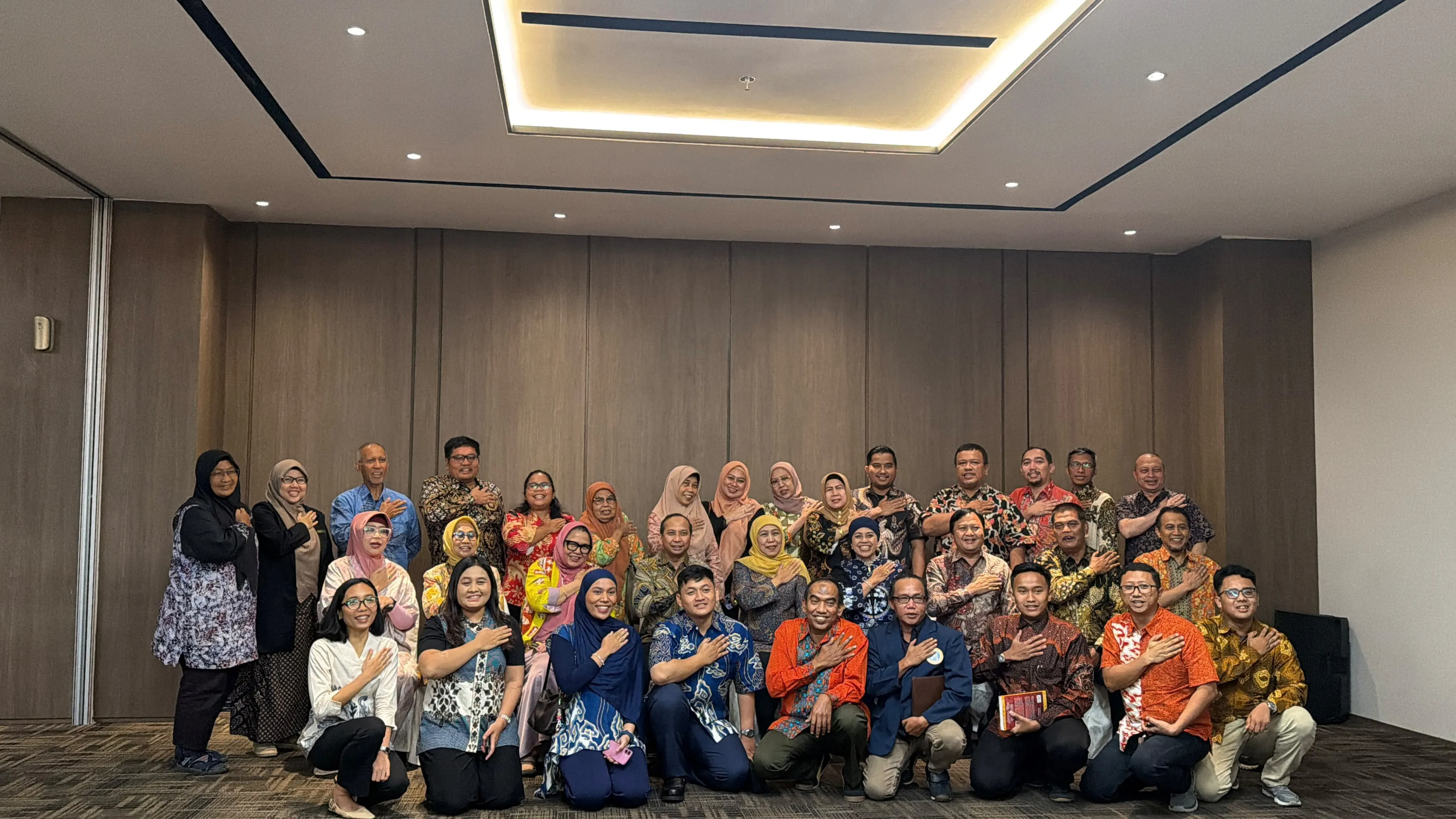 Dr. Bakhrul Khair Amal Terpilih Kembali Jadi Ketua IKA UNAIR Sumut