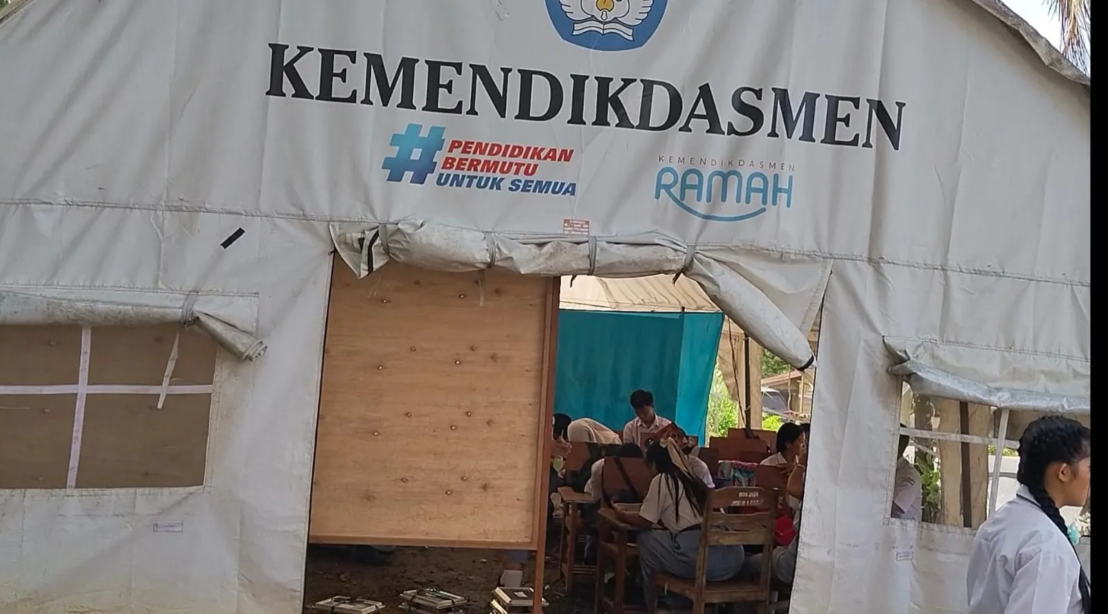 SMKN 1 Badiri Masih Belajar di Tenda Pascabencana, 520 Siswa Menanti Gedung Baru