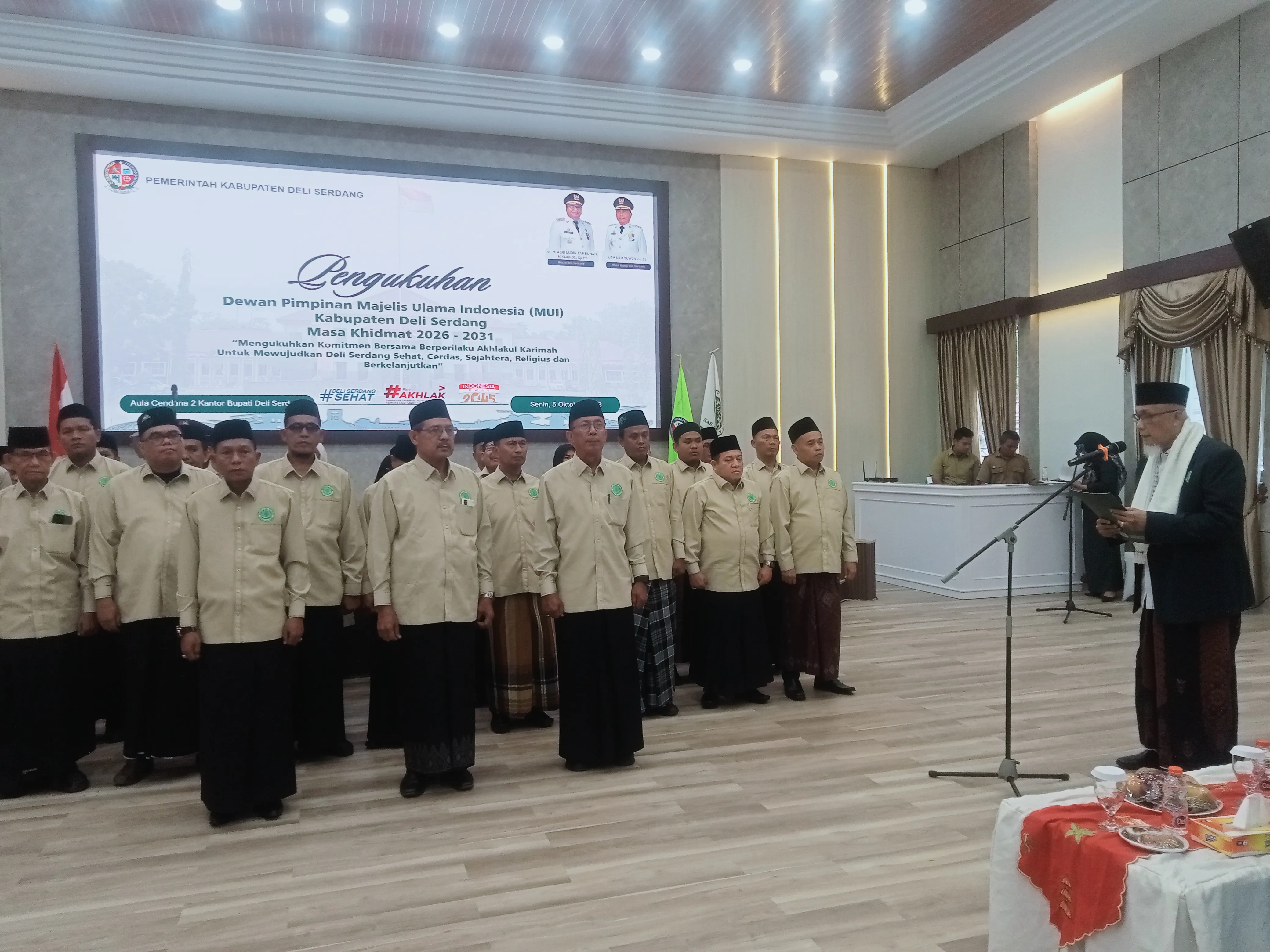 Ketua Umum MUI Sumut Kukuhkan MUI Deliserdang, Bupati: Pembangunan Harus Dibarengi Penguatan Nilai Agama
