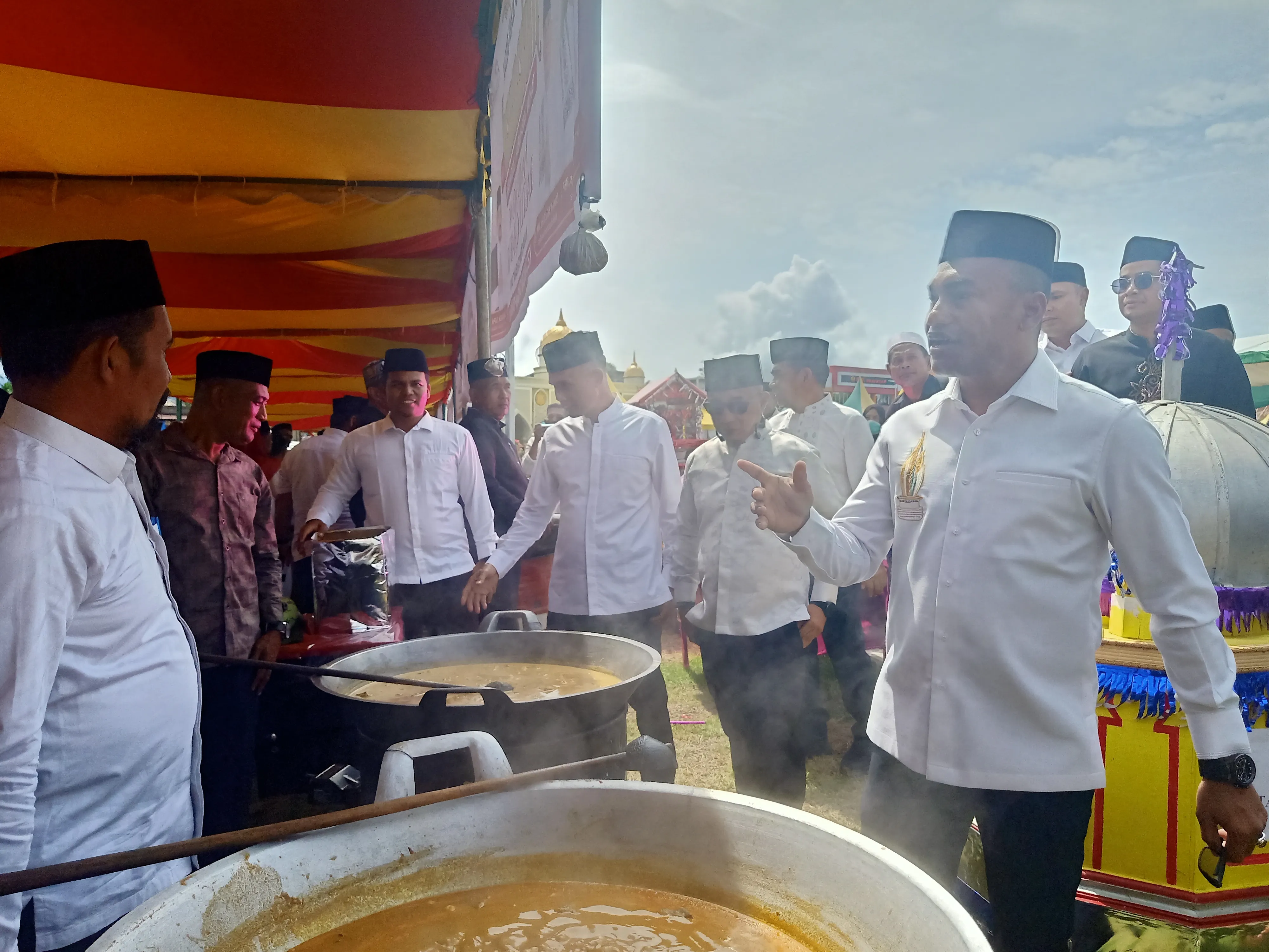 Kuah Beulangong Satukan Warga Dalam Maulid Nabi di Abdya