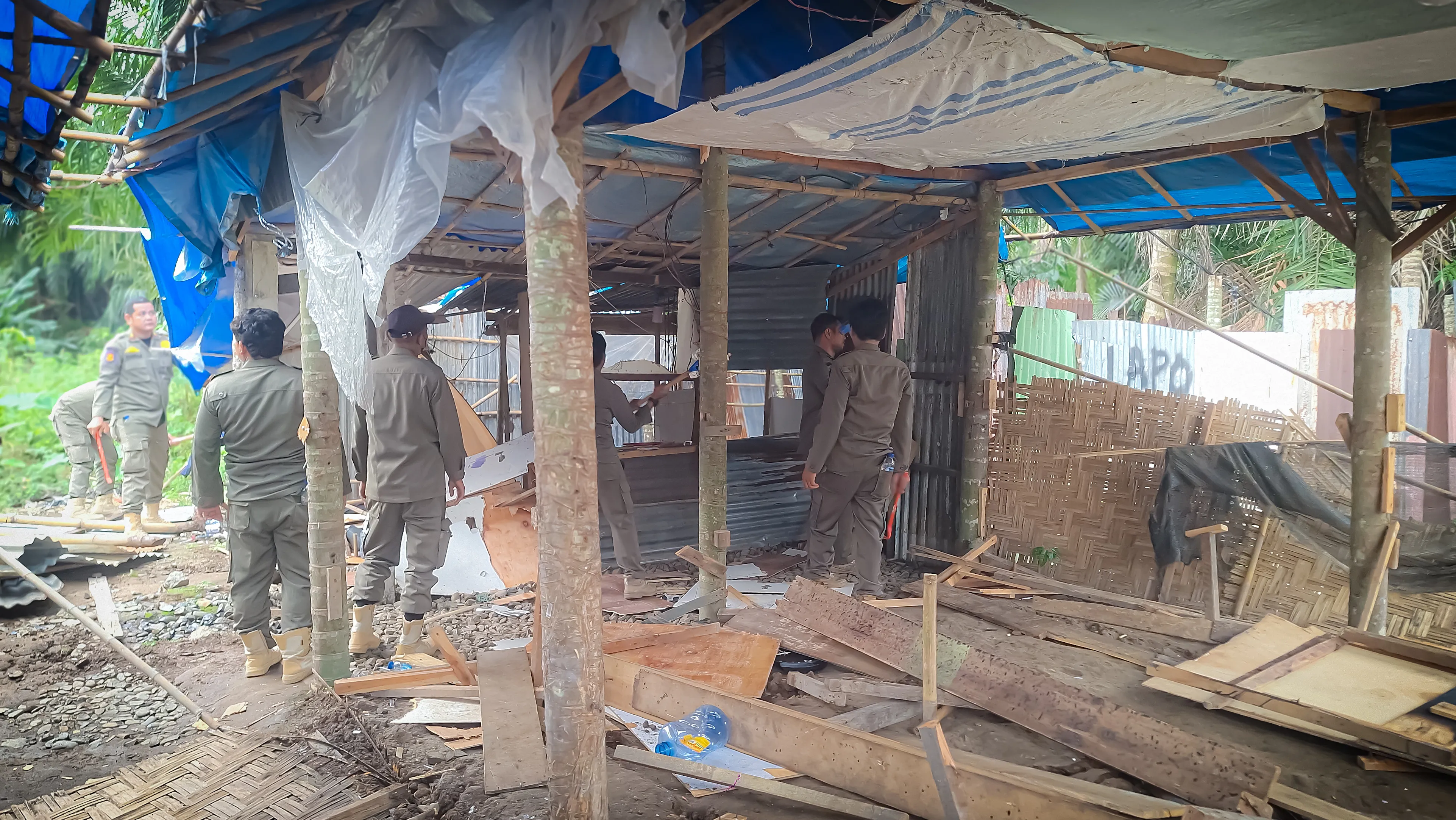 Dua Sarang Narkoba Dibongkar di Sunggal, Enam Orang Diamankan dan Positif Narkoba