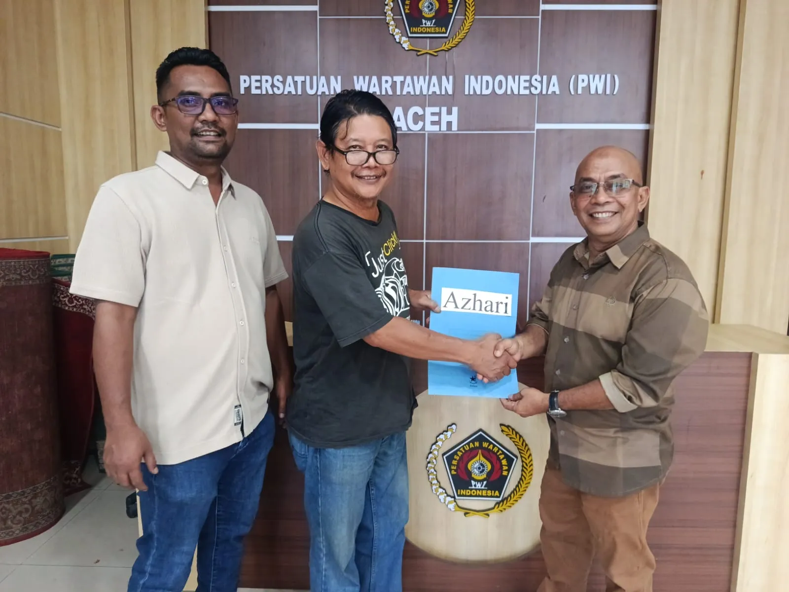 Azhari Daftar Sebagai Kandidat Bakal Calon Ketua DK PWI Aceh