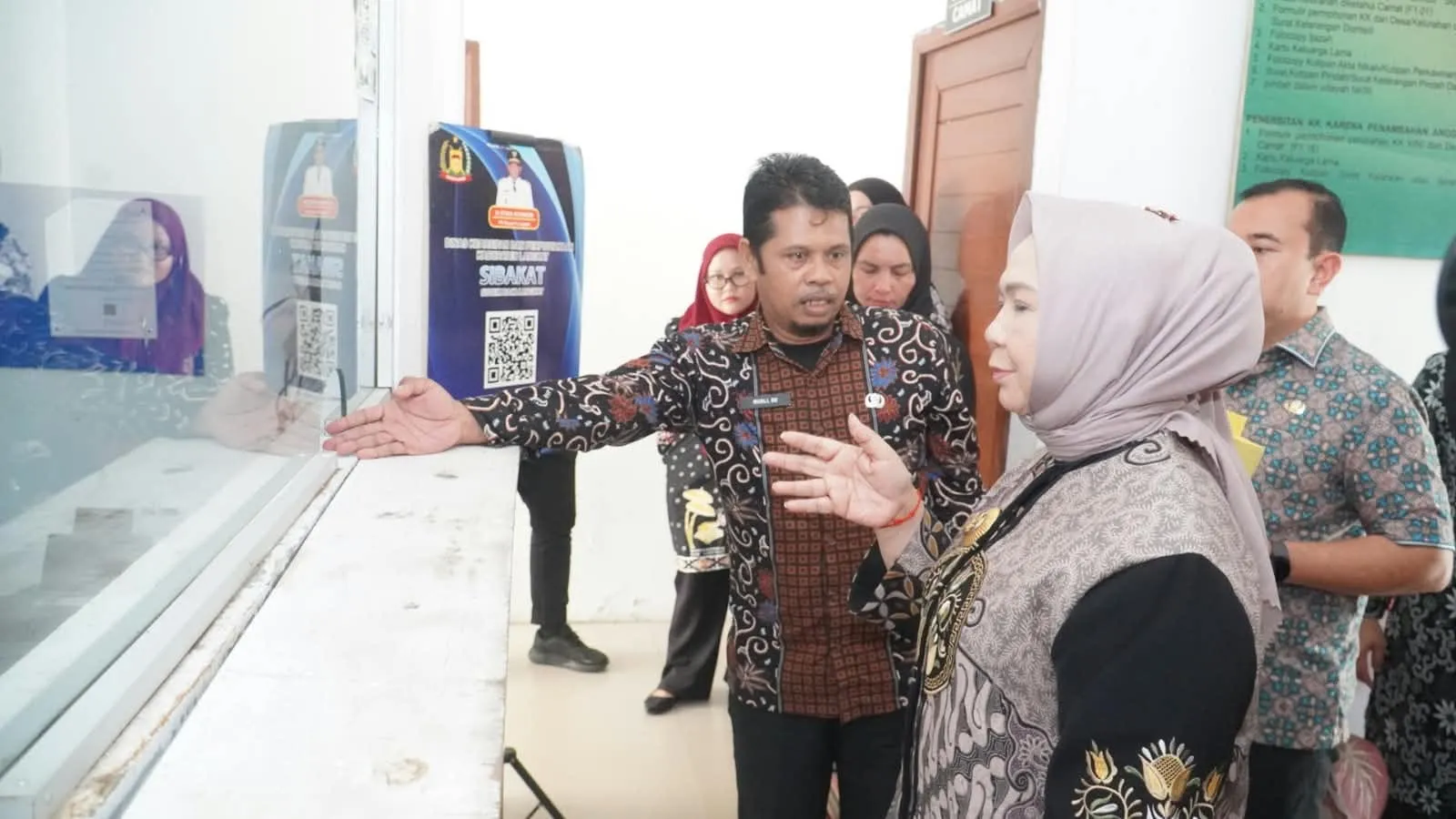Sidak Kantor Camat Hinai, Plt. Bupati Langkat Tiorita Tekankan Disiplin dan Pembenahan Pelayanan Publik
