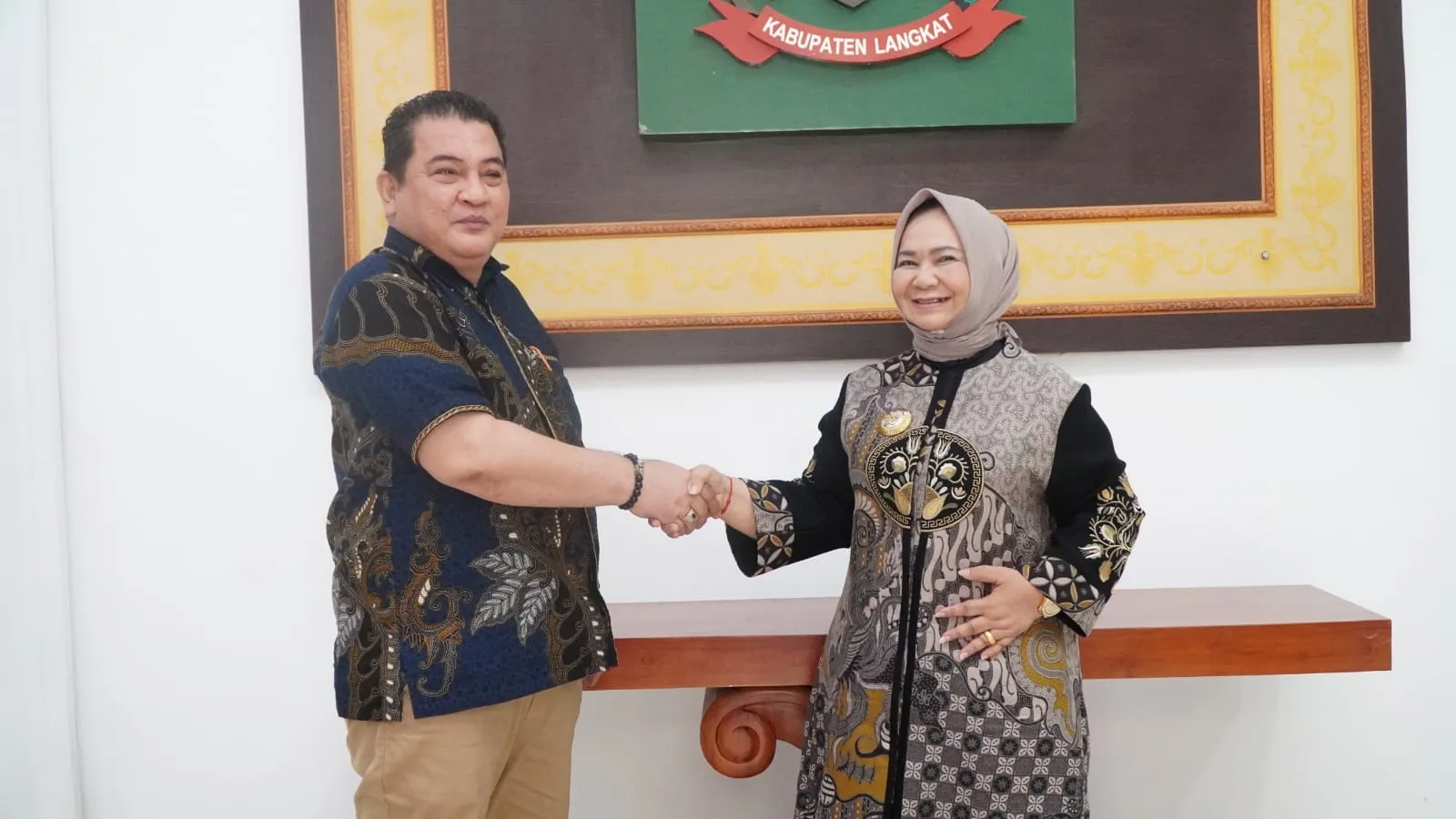 Plt Bupati Langkat Tiorita Buka Jalan Investasi, Rapala Siap Bangun Jembatan Rp1 Miliar