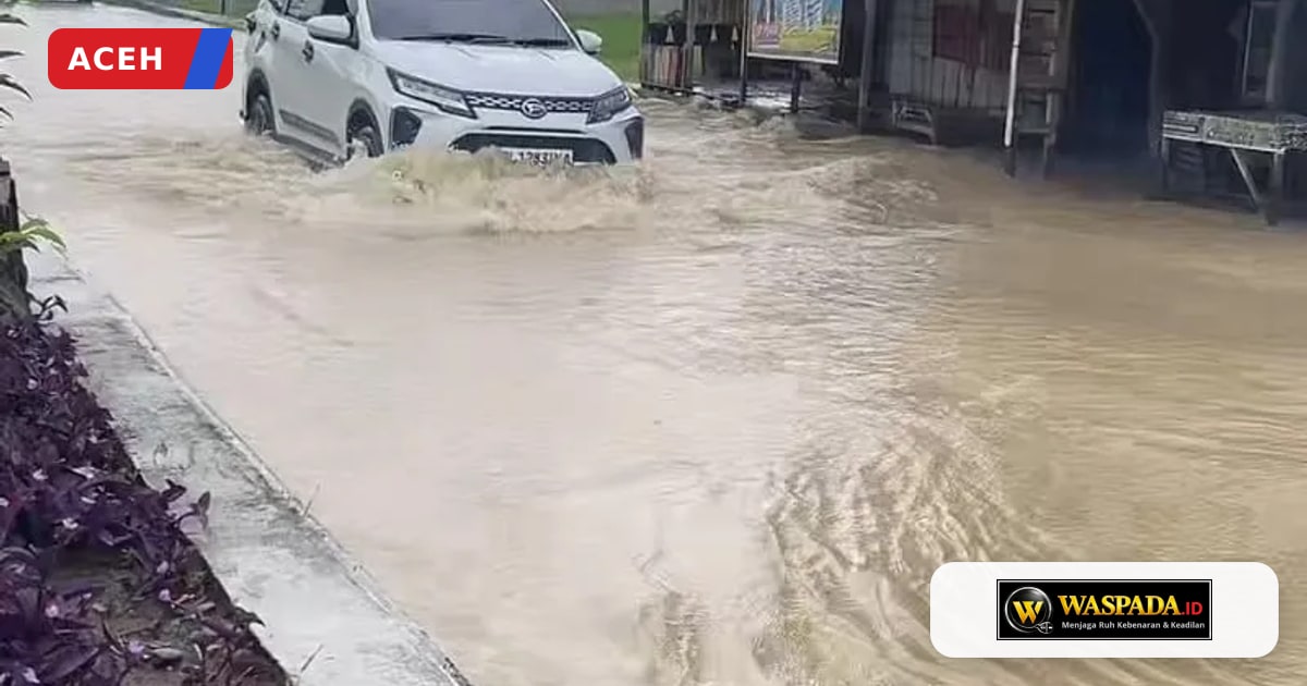 Tanggul Jebol, Jalan Nasional Kutacane-Medan dan Permukiman di Bambel Terendam Banjir