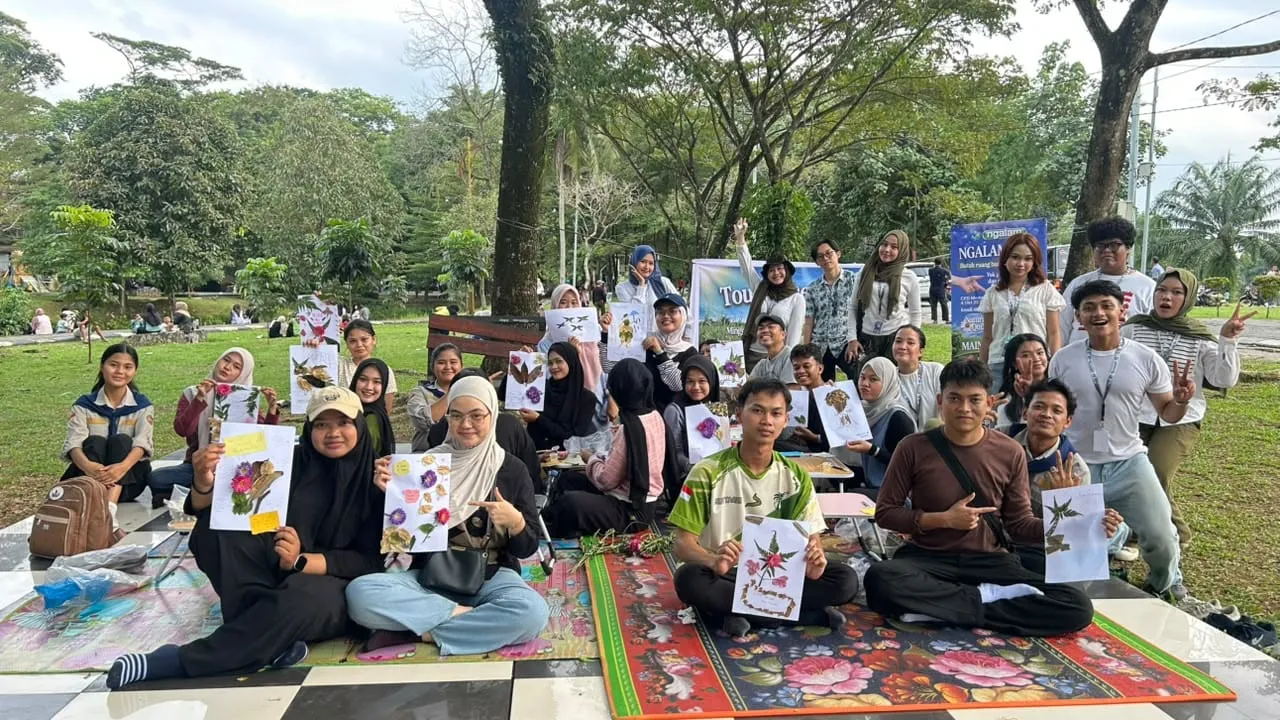 NGALAM Hadirkan "Touch The Grass", Ajak Generasi Muda Kembali Terhubung dengan Alam