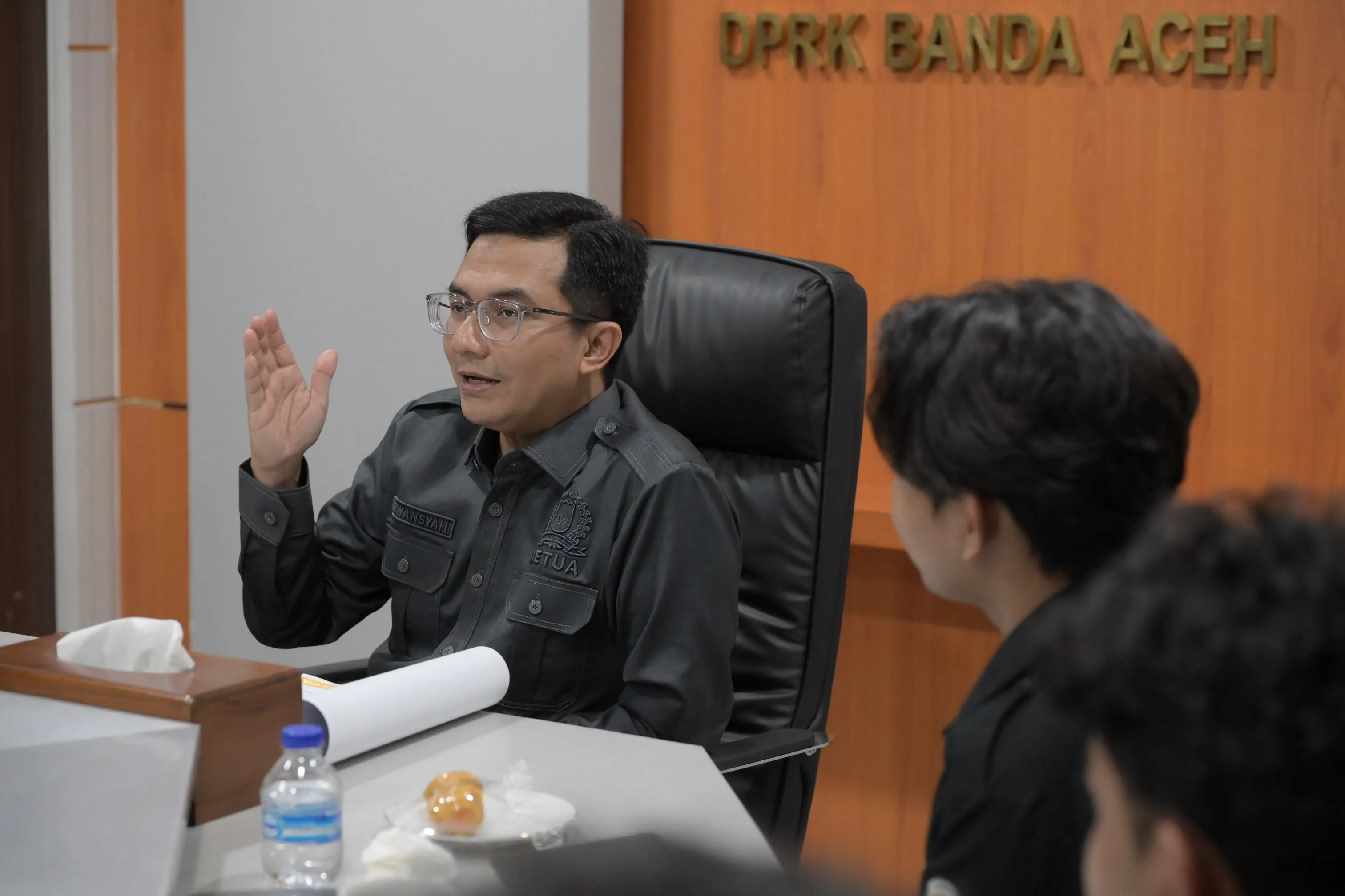 Terima Audiensi Mahasiswa USK, Ketua DPRK Bahas Ekonomi Aceh