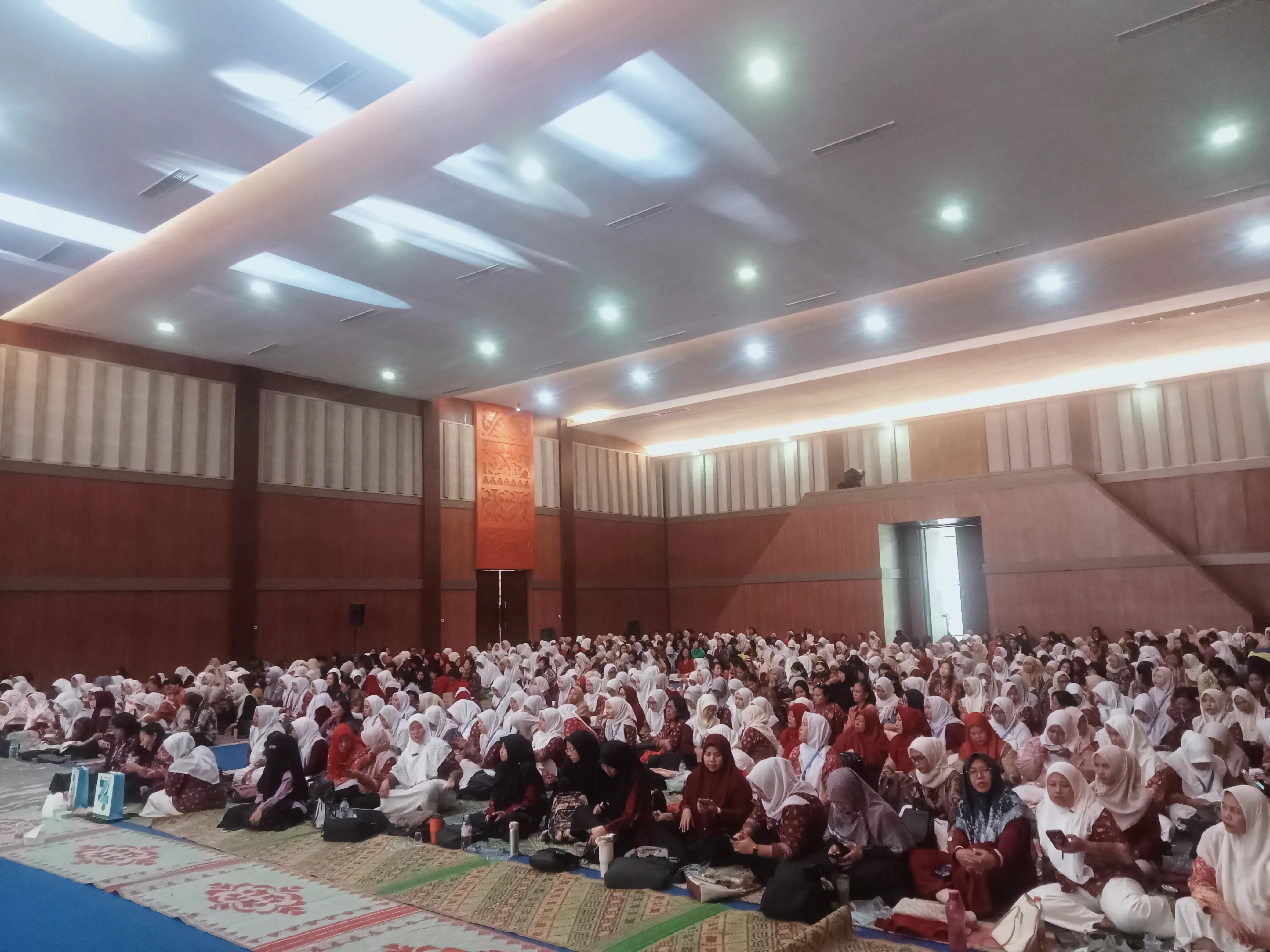 700 Guru TK se-Deliserdang Ikuti Workshop AI, Ny.Jelita Tekankan Teknologi Tak Gantikan Peran Guru