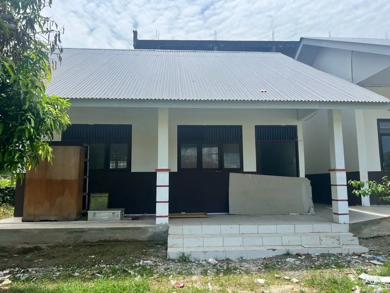 Ruang Kelas SDN 3 Meurah Dua Pulih Pascabanjir, Pagar Sekolah Masih Menanti