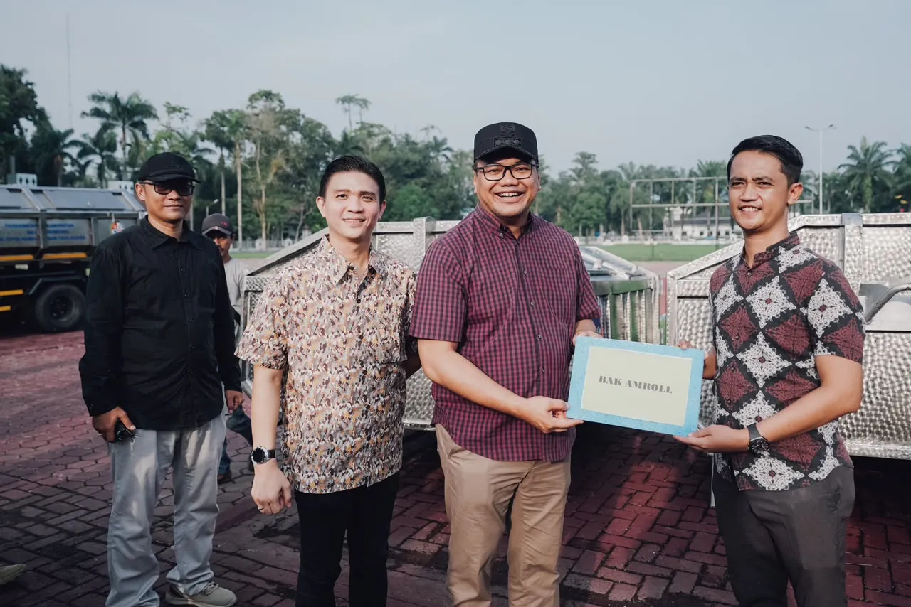 43 Armada Operasional Sampah Disalurkan, Asri Ludin Tambunan Tekankan Pengelolaan Sampah Berkelanjutan