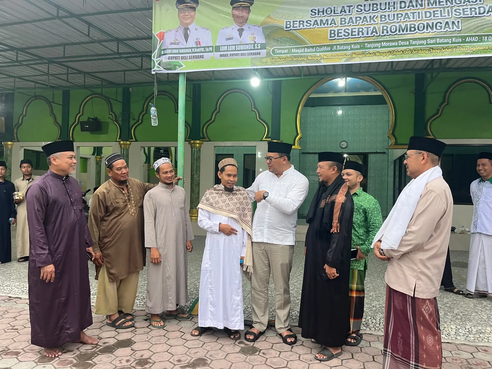 Subuh Berjemaah di Batangkuis, Asri Ludin Tambunan: Sinergi Pemerintah dan Ulama Sangat Penting