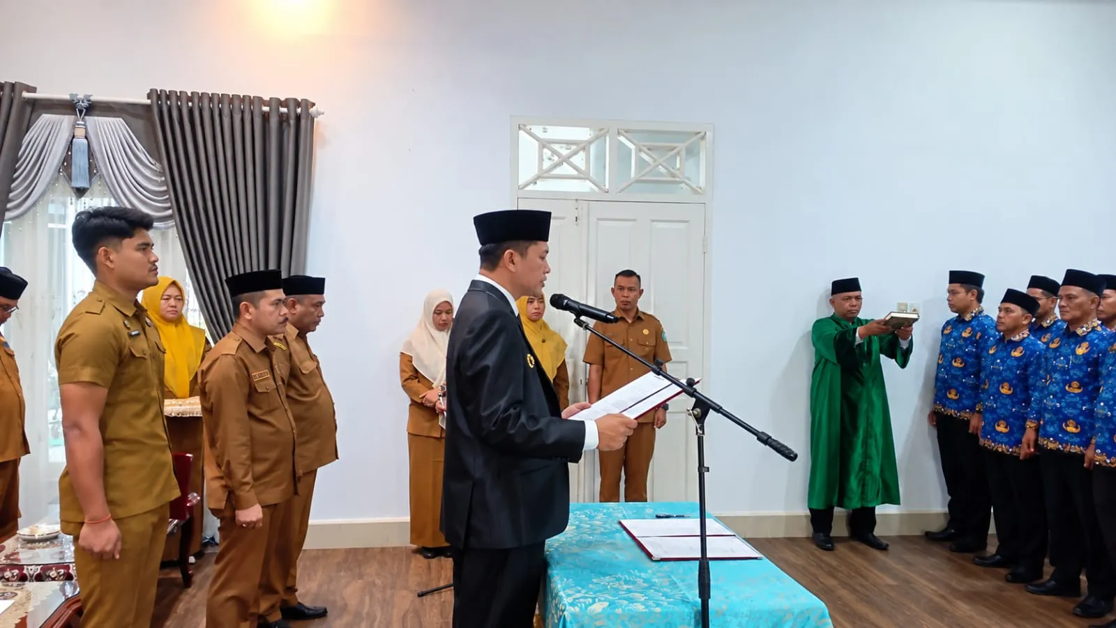 17 Kepala Sekolah di Aceh Selatan Kembali Jadi Guru, Bupati Mirwan Lantik 38 Kepsek Baru, Ini Nama-namanya