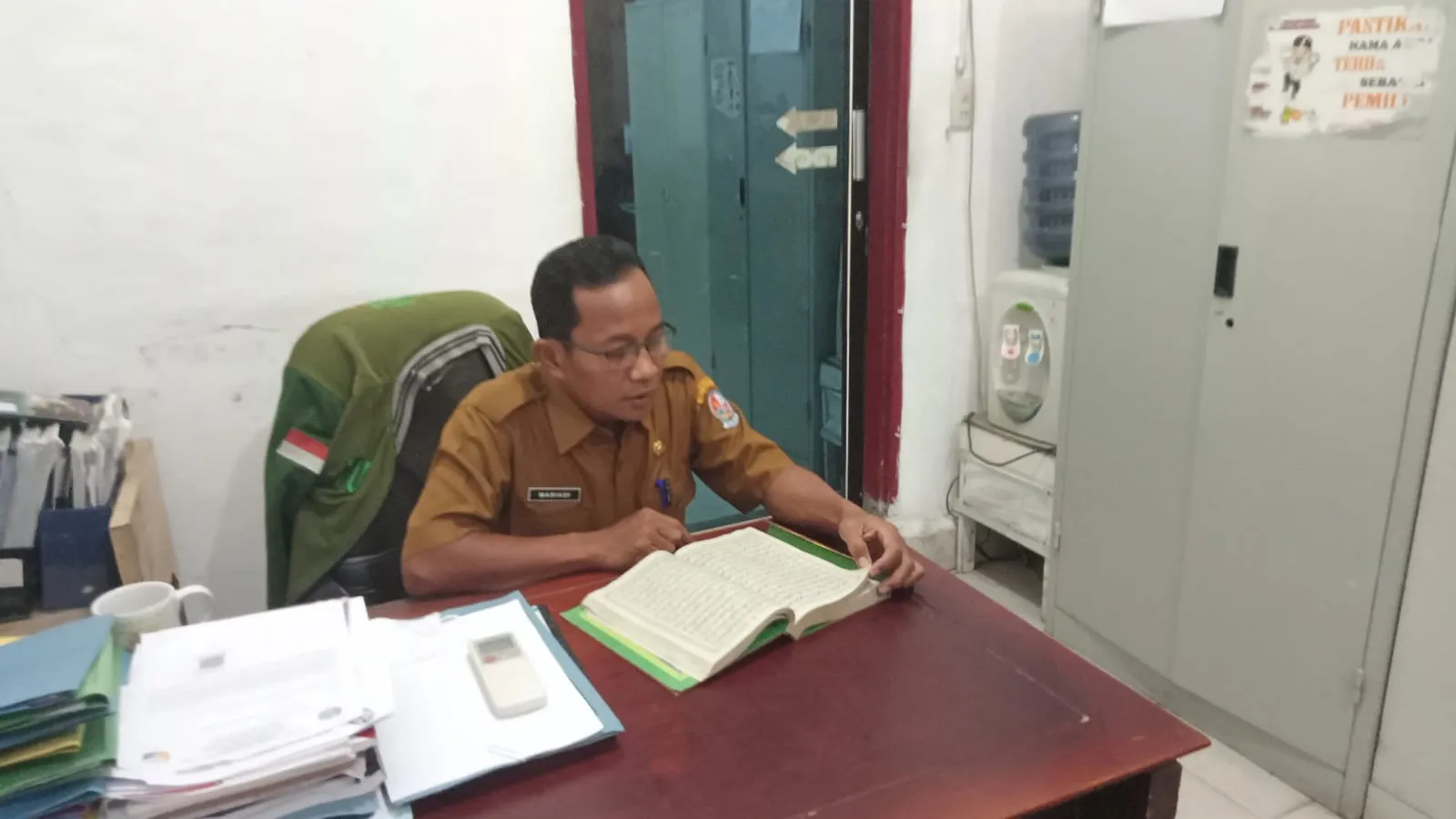 Perangkat Kecamatan Pantai Labu Manfaatkan Jam Istirahat untuk Mengaji