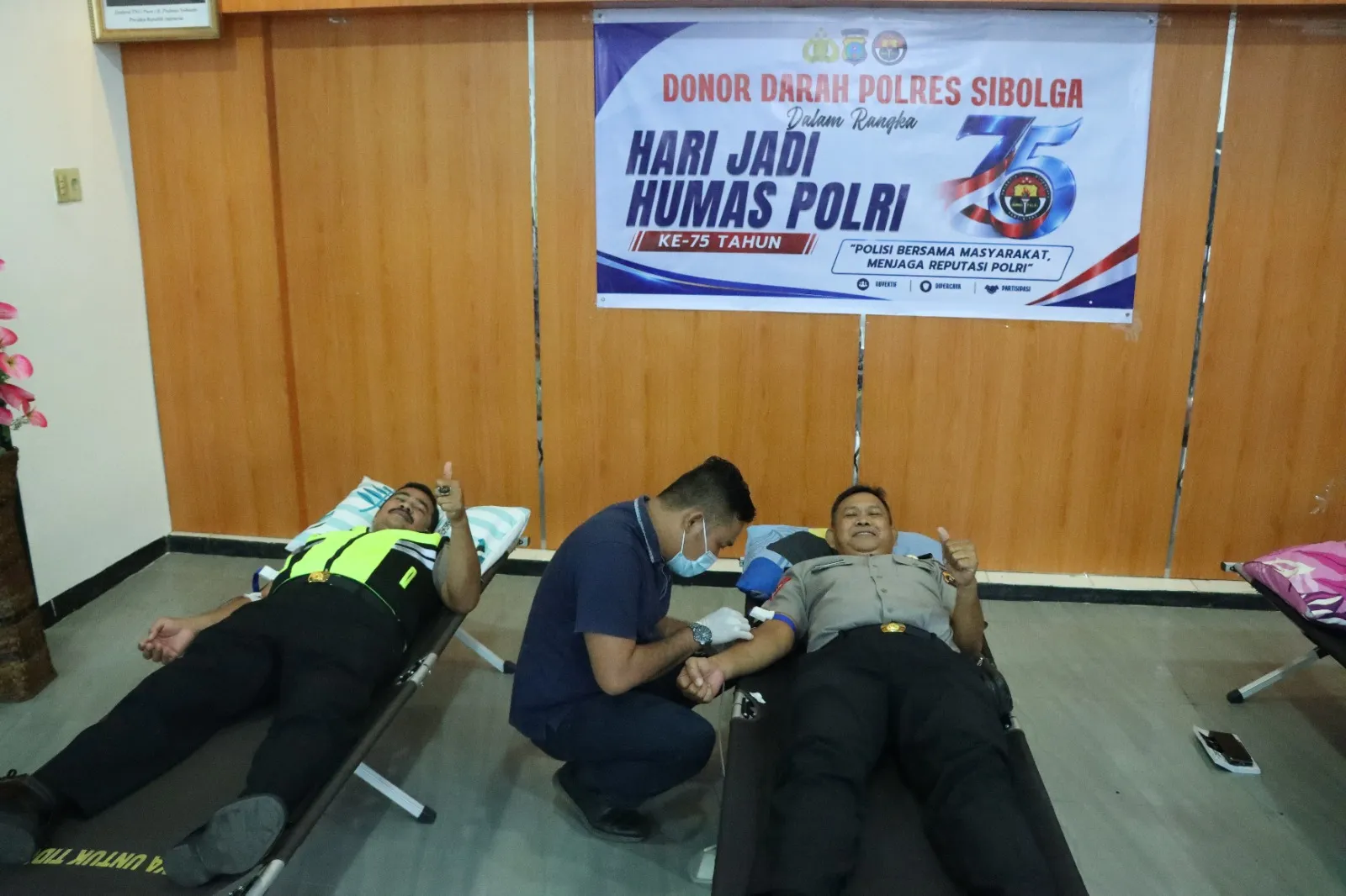 HUT ke-75 Humas Polri, Polres Sibolga Gelar Donor Darah