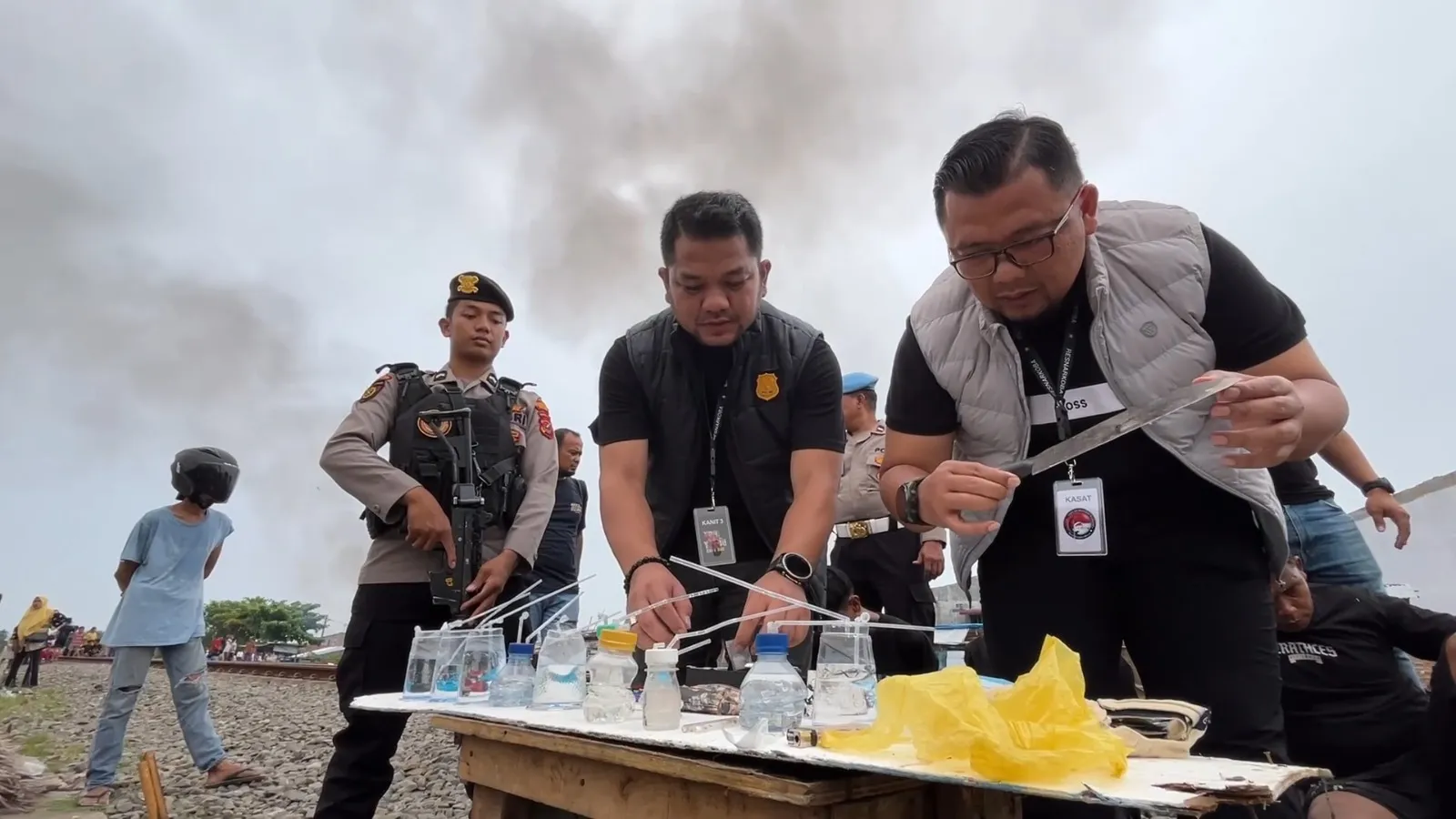 Satresnarkoba Polrestabes Medan Gerebek Sarang Narkoba Rel Tembung, 6 Pelaku Diringkus