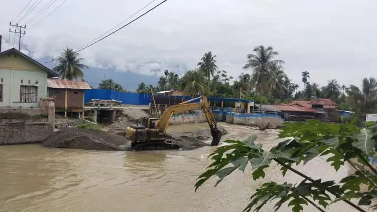 Rehab Irigasi Urat Nadi Petani Bambel, Warga Minta Utamakan Kualitas