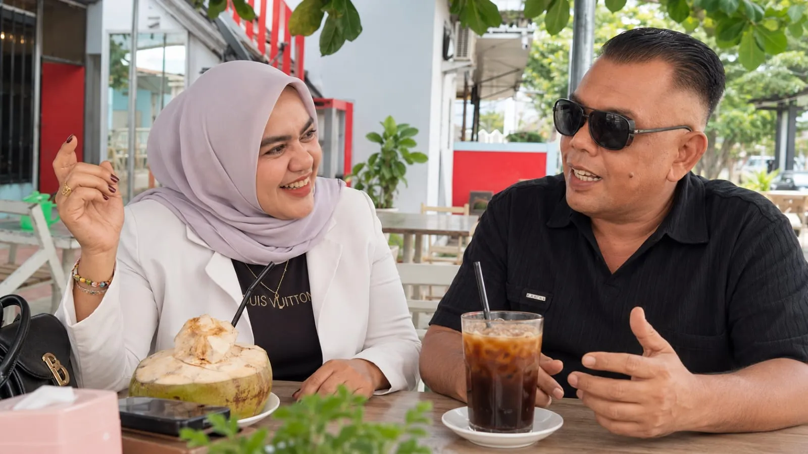 T. Almusri Kembali Berkarya, Boim Riza Duet Pantun Jodoh