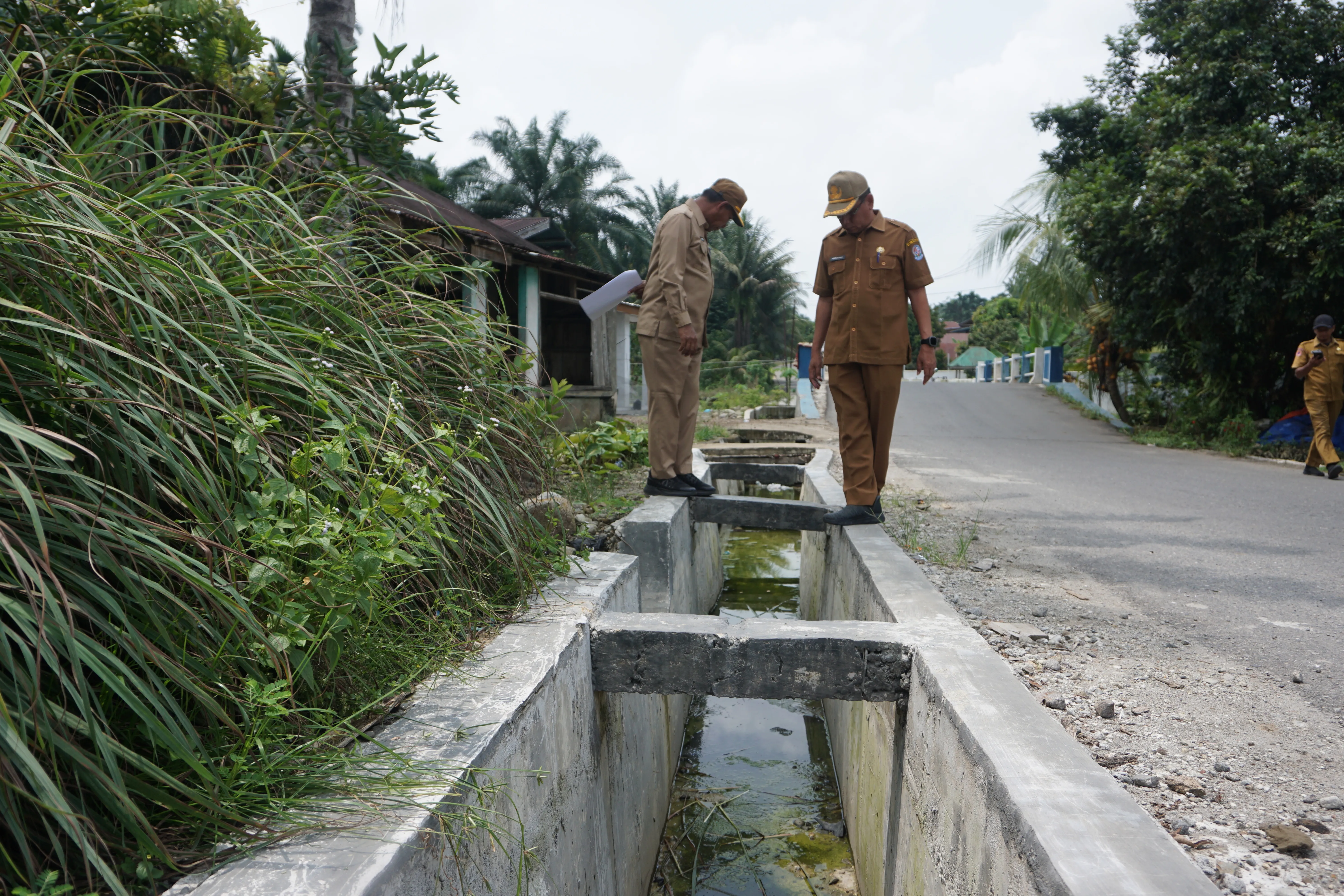 Rasa Waswas Hilang Berkat TKD Tambahan, Drainase Rp396 Juta Tuntas Dibangun di Desa Perpanden