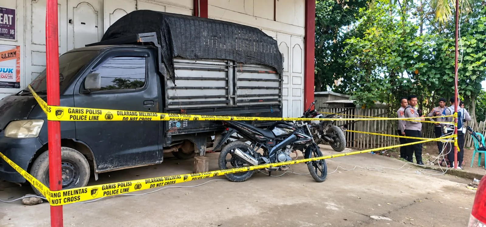 Di Balik Garis Polisi, Berapa Kilo Sabu Tersembunyi?
