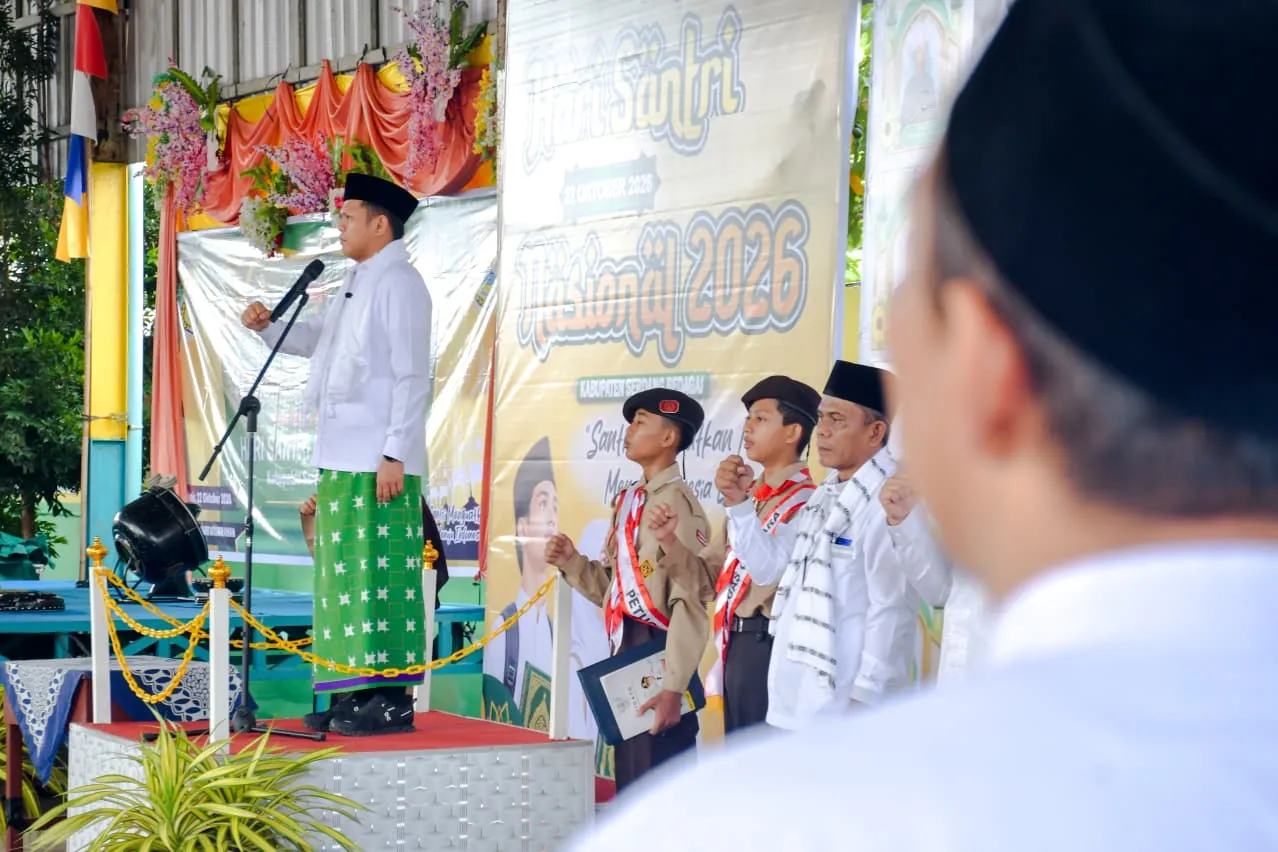 Adlin Ajak Santri Sergai Hadapi Tantangan Zaman