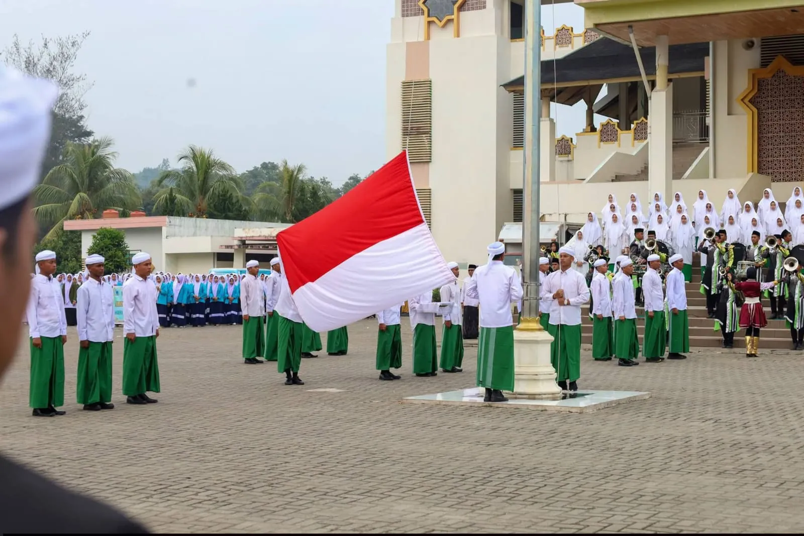 Pemkab Madina Bersama Forkopimda Gelar Upacara Hari Santri 2026