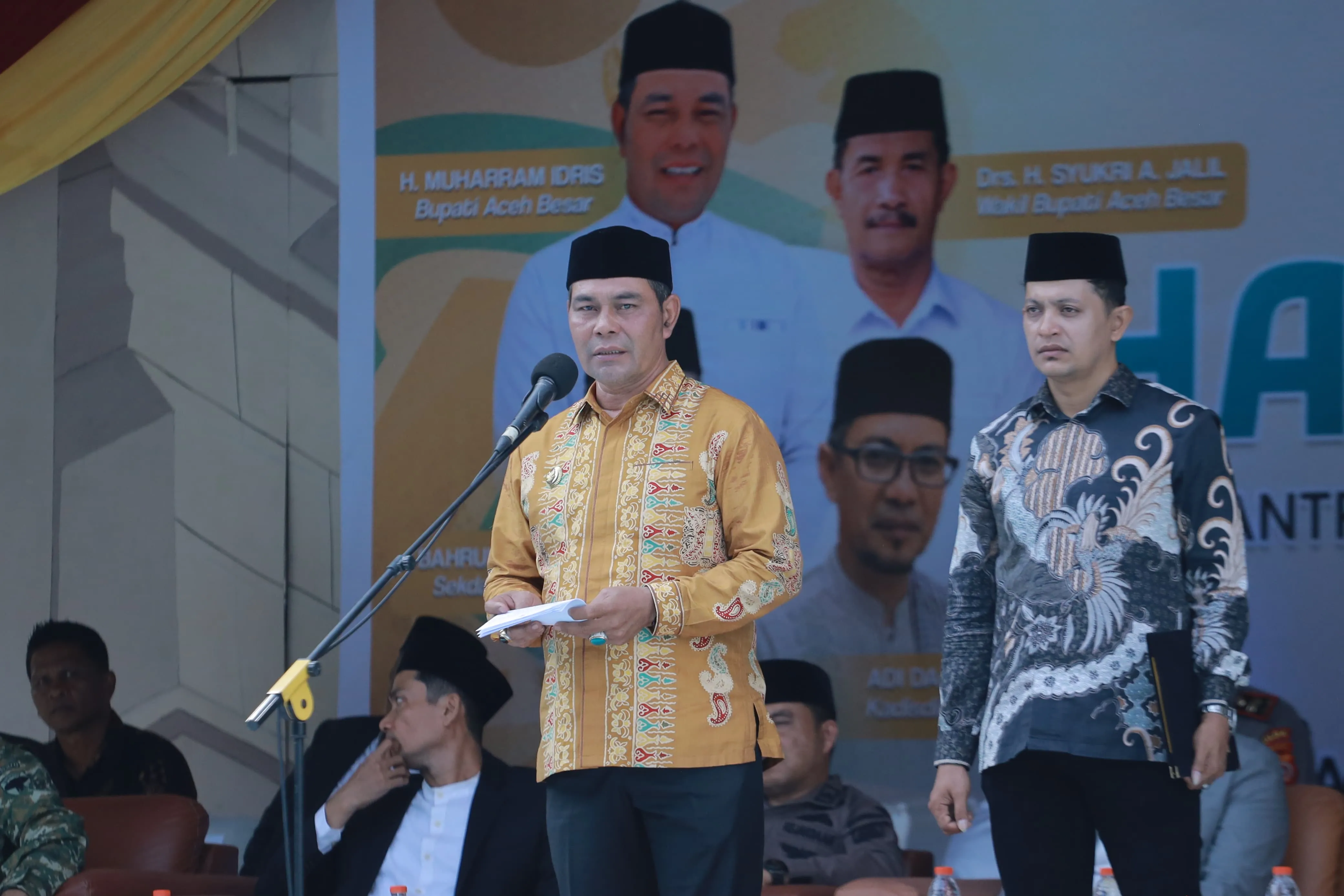 Bupati Aceh Besar Ajak Santri Lestarikan Bahasa Aceh