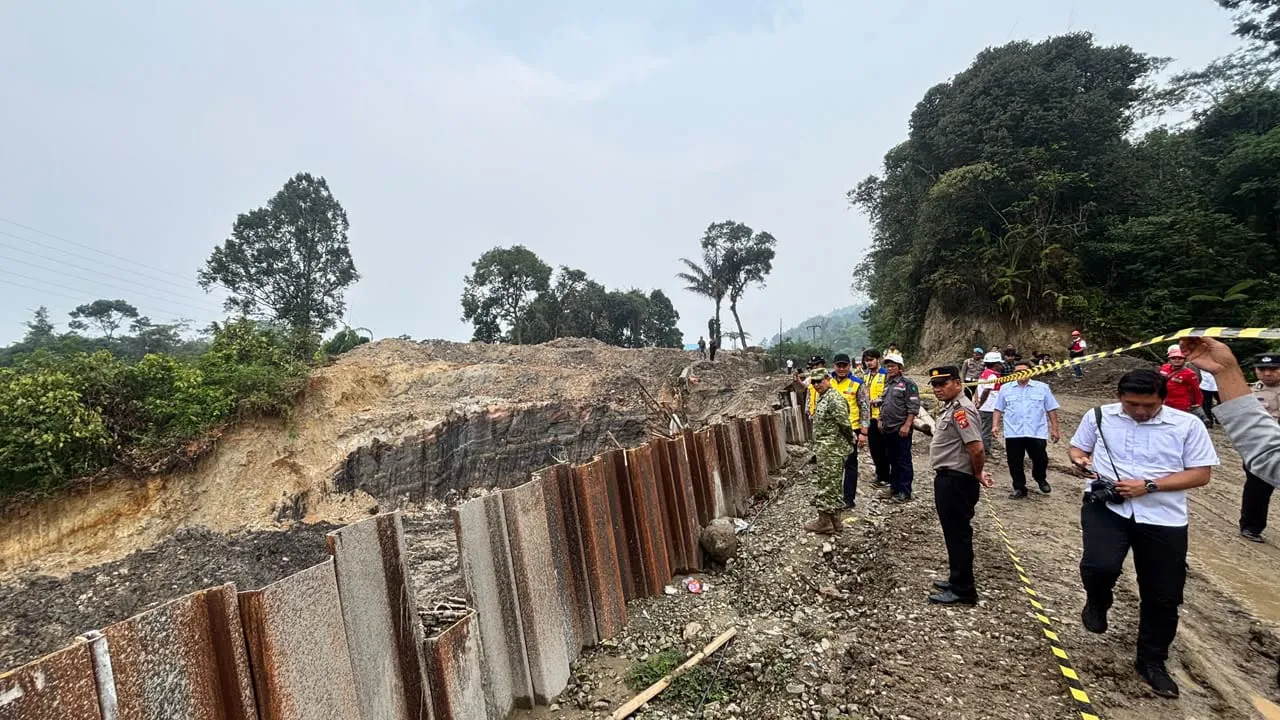Satgas PRR Tinjau Jalan Tarutung–Sipirok–Padang Sidempuan yang Amblas