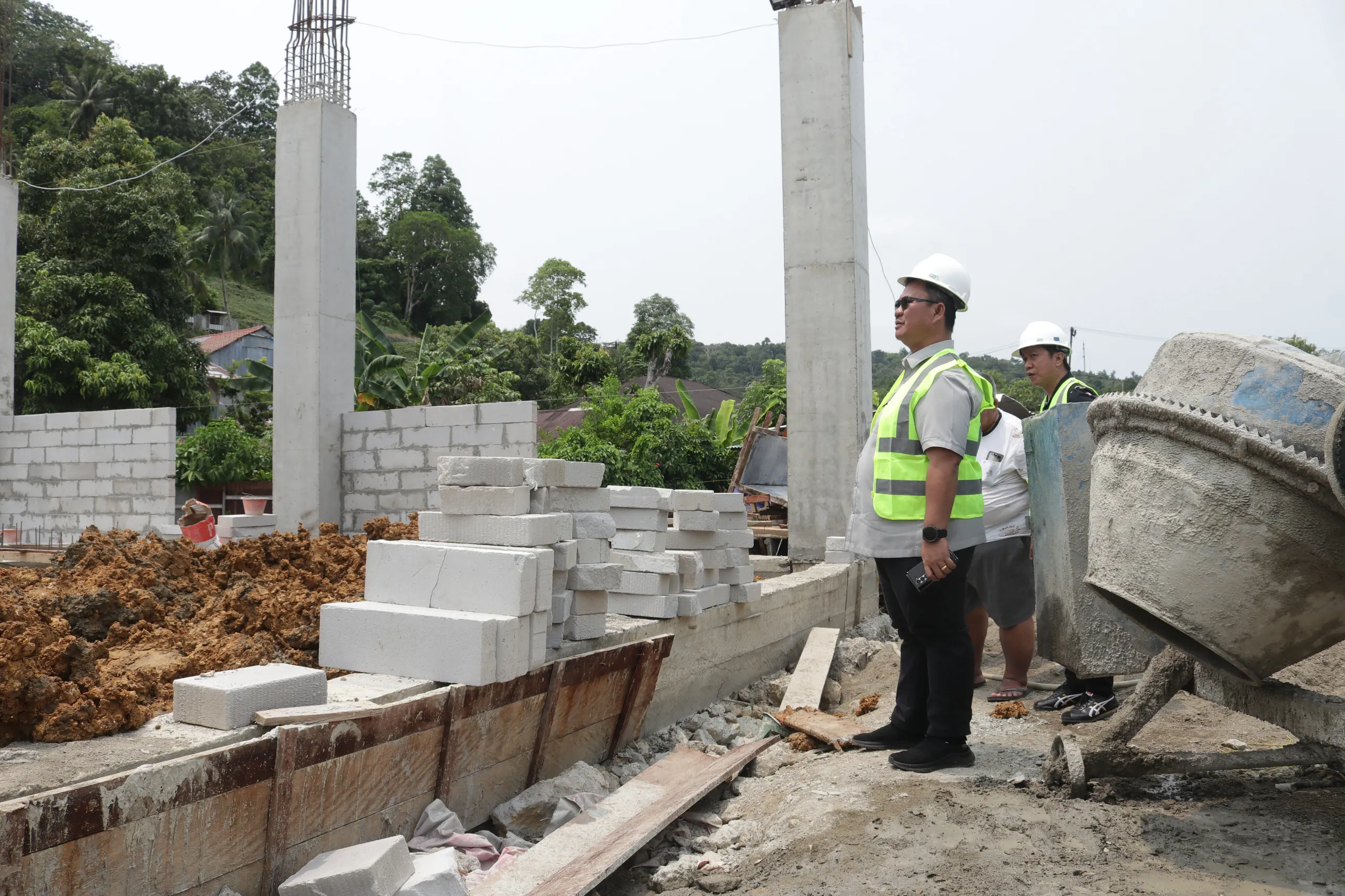 Wali Kota Gunungsitoli Tinjau Progres Pembangunan Mal Pelayanan Publik