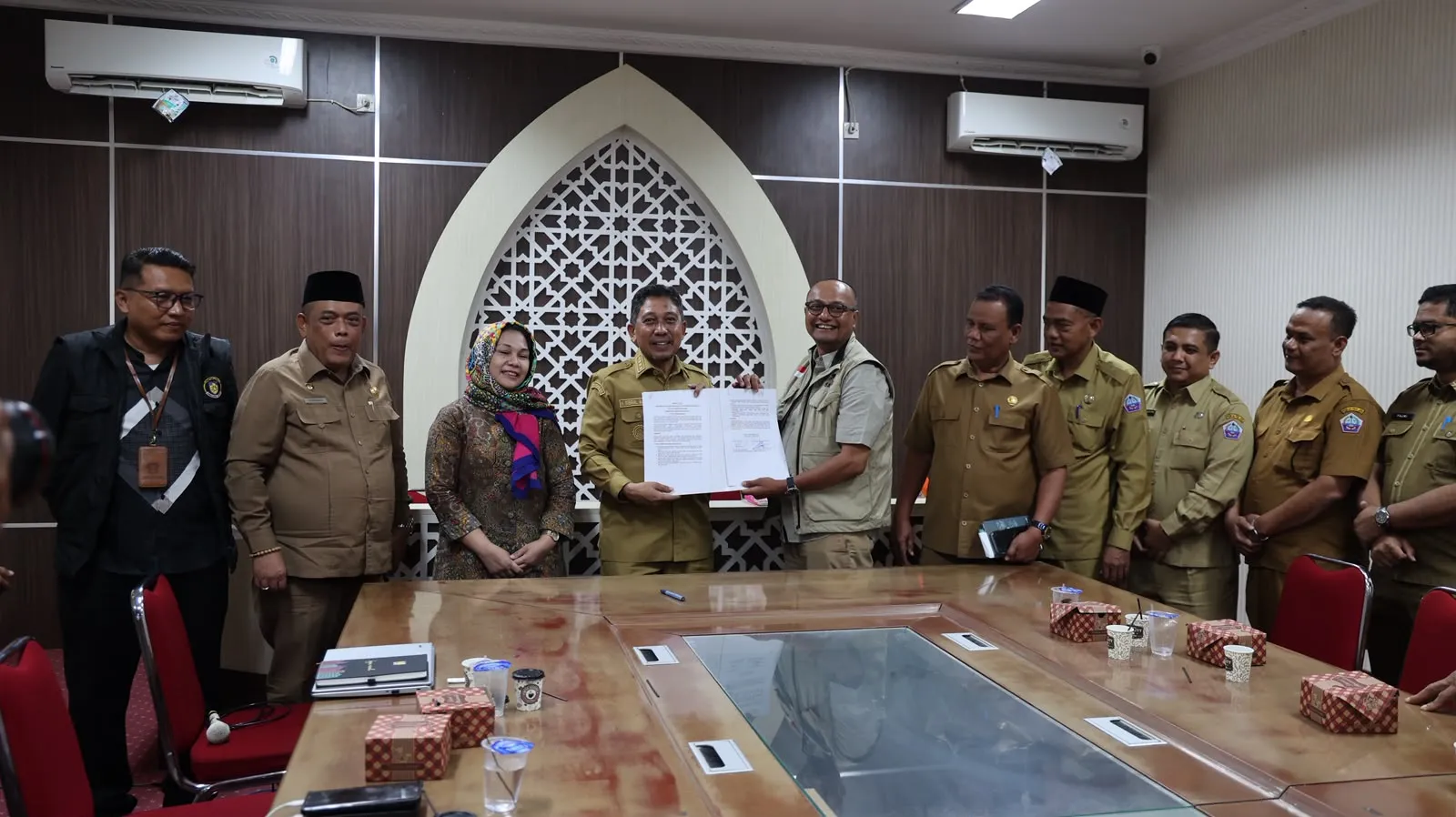 Bupati Pidie Jaya Bersama Satgas PRR Pantau Langsung Pemulihan Pascabencana