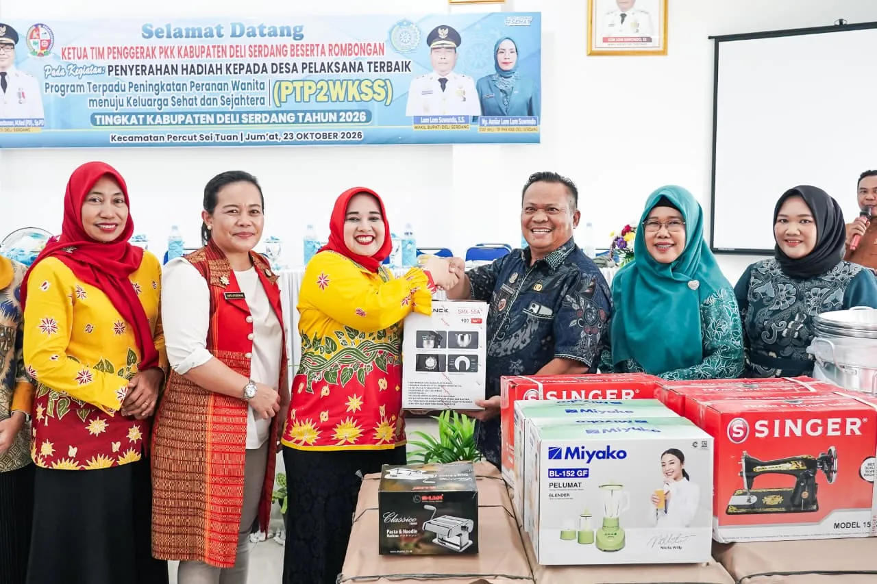 Terima Modal dan Peralatan Usaha, Jelita Dorong Pemenang PTP2WKSS Kembangkan Usaha Produktif Keluarga
