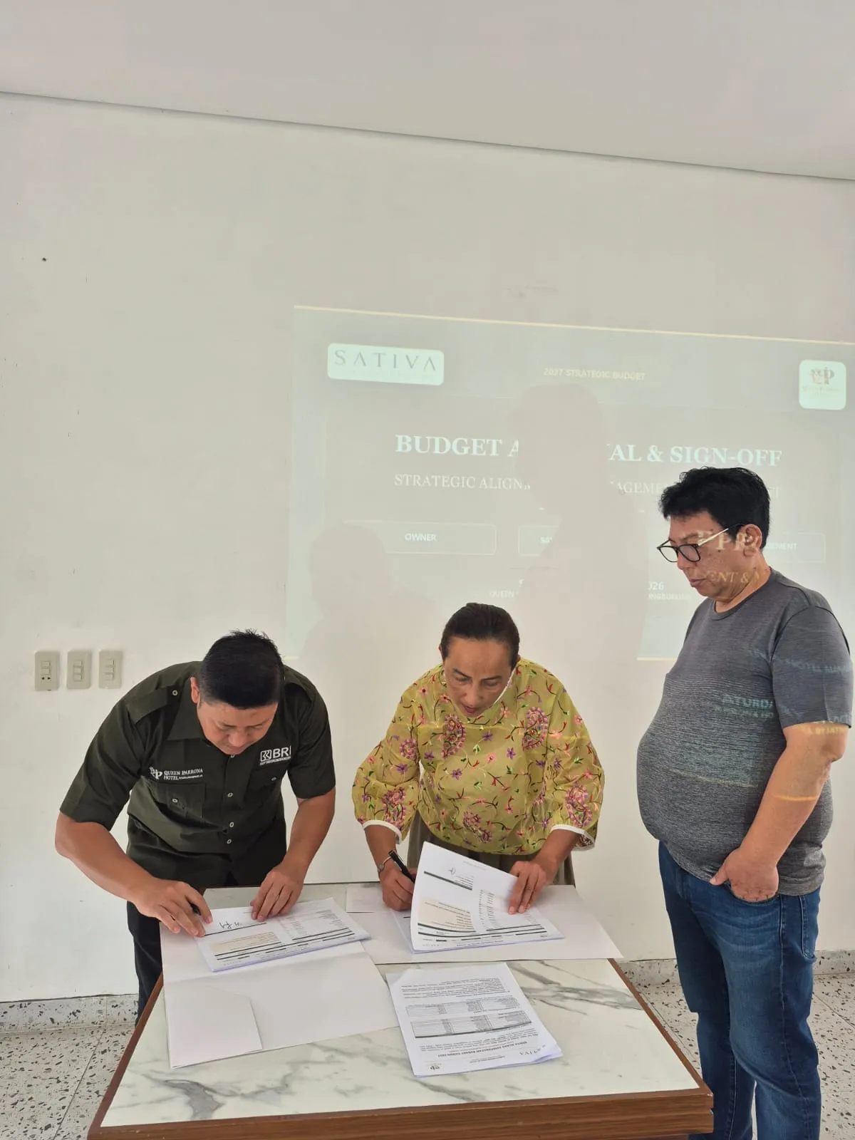 Calandra & Sativa Management Tandatangani Komitmen Anggaran 2027 Bersama Queen Parrona Hotel
