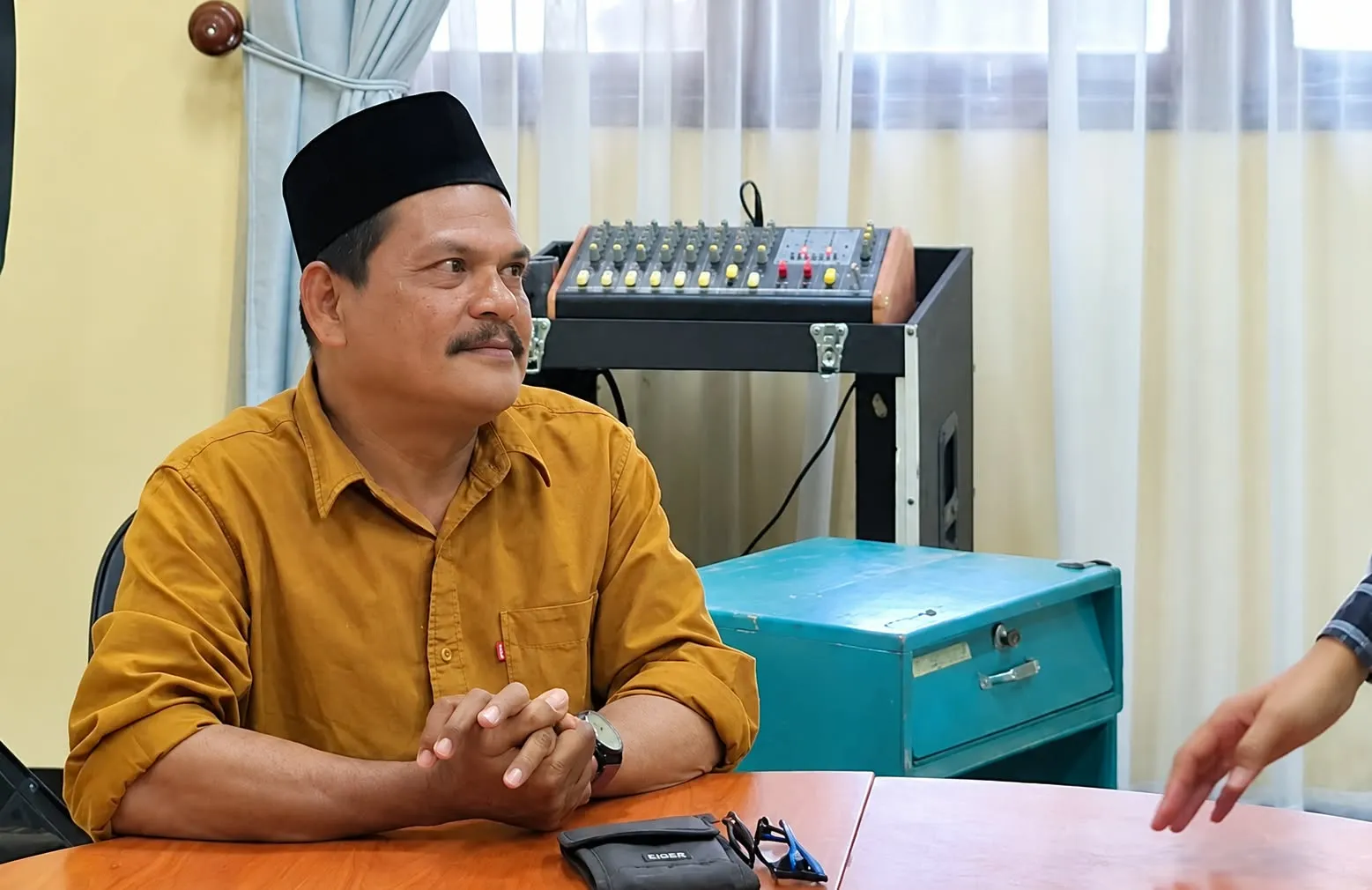 Amiruddin Menakhoda, Asa Pendidikan Terjaga