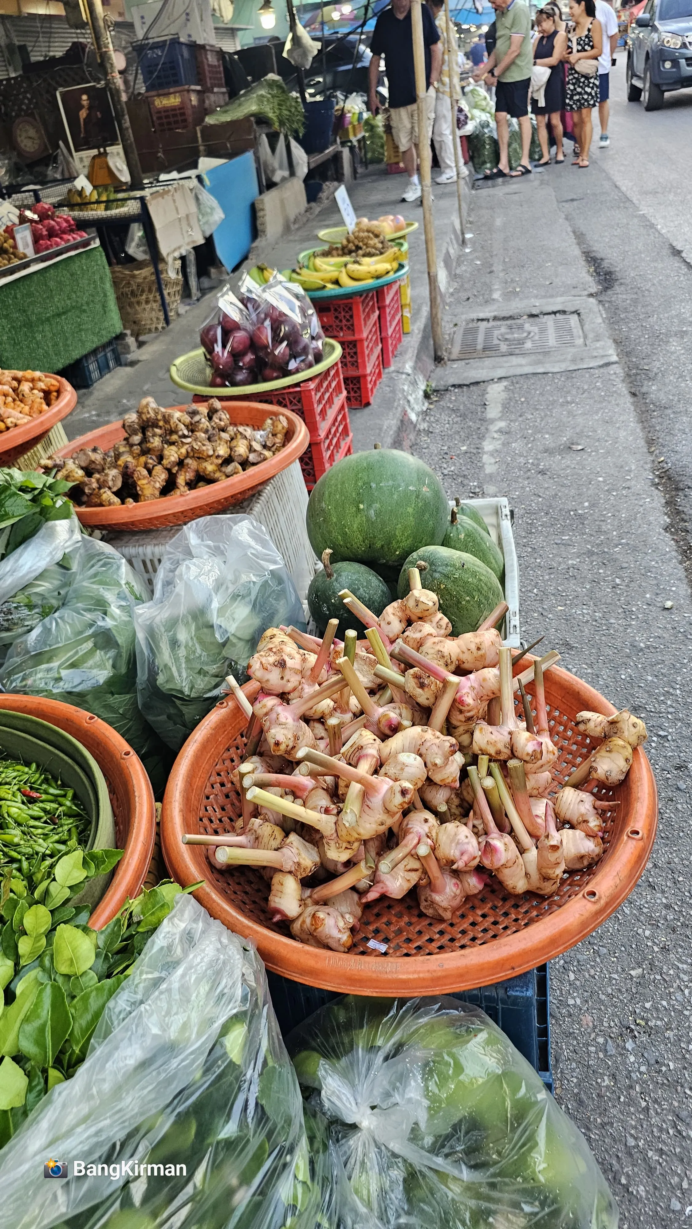 Pasar Pertanian Organik di Chiang Mai Thailand Mirip Wisata Kuliner Pasar Kamu