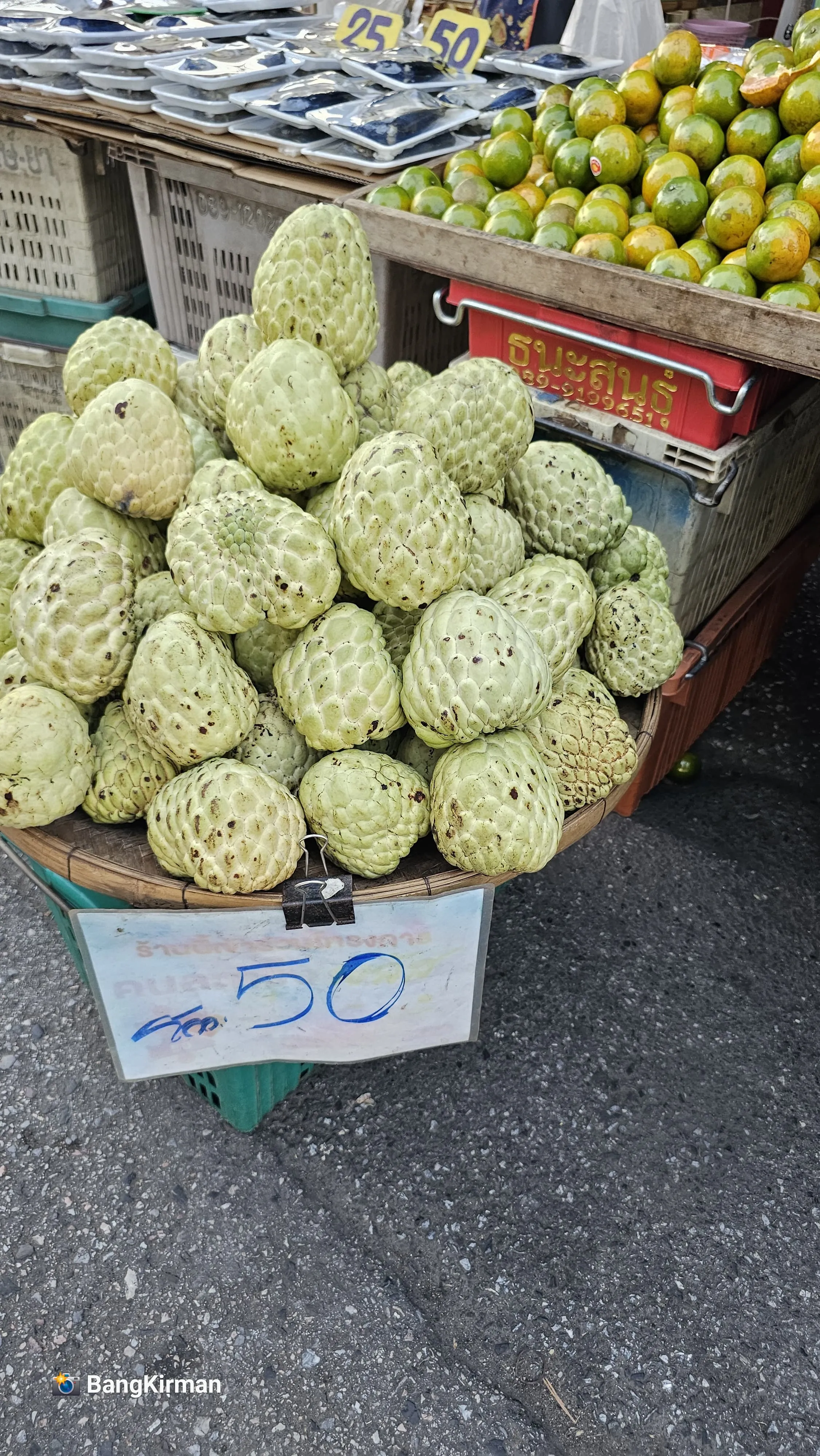 Pasar Pertanian Organik di Chiang Mai Thailand Mirip Wisata Kuliner Pasar Kamu