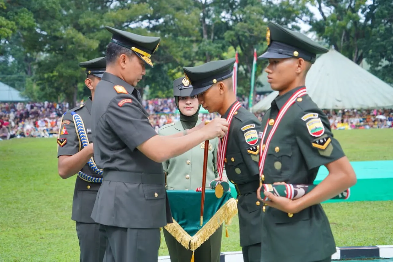 Pangdam I/BB Lantik Bintara Remaja TNI AD, Tekankan Disiplin dan Pengabdian